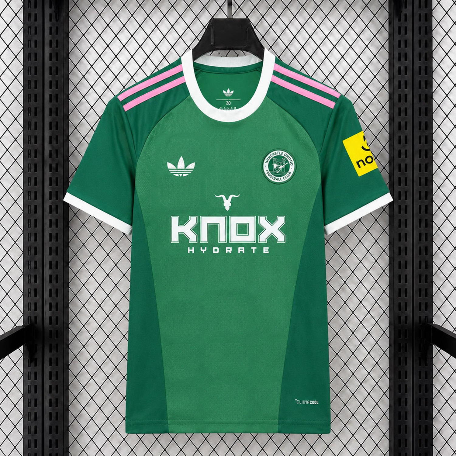 Newcastle United 26-27 Green Goalkeeper Jersey - Fans Version - JerseysGala