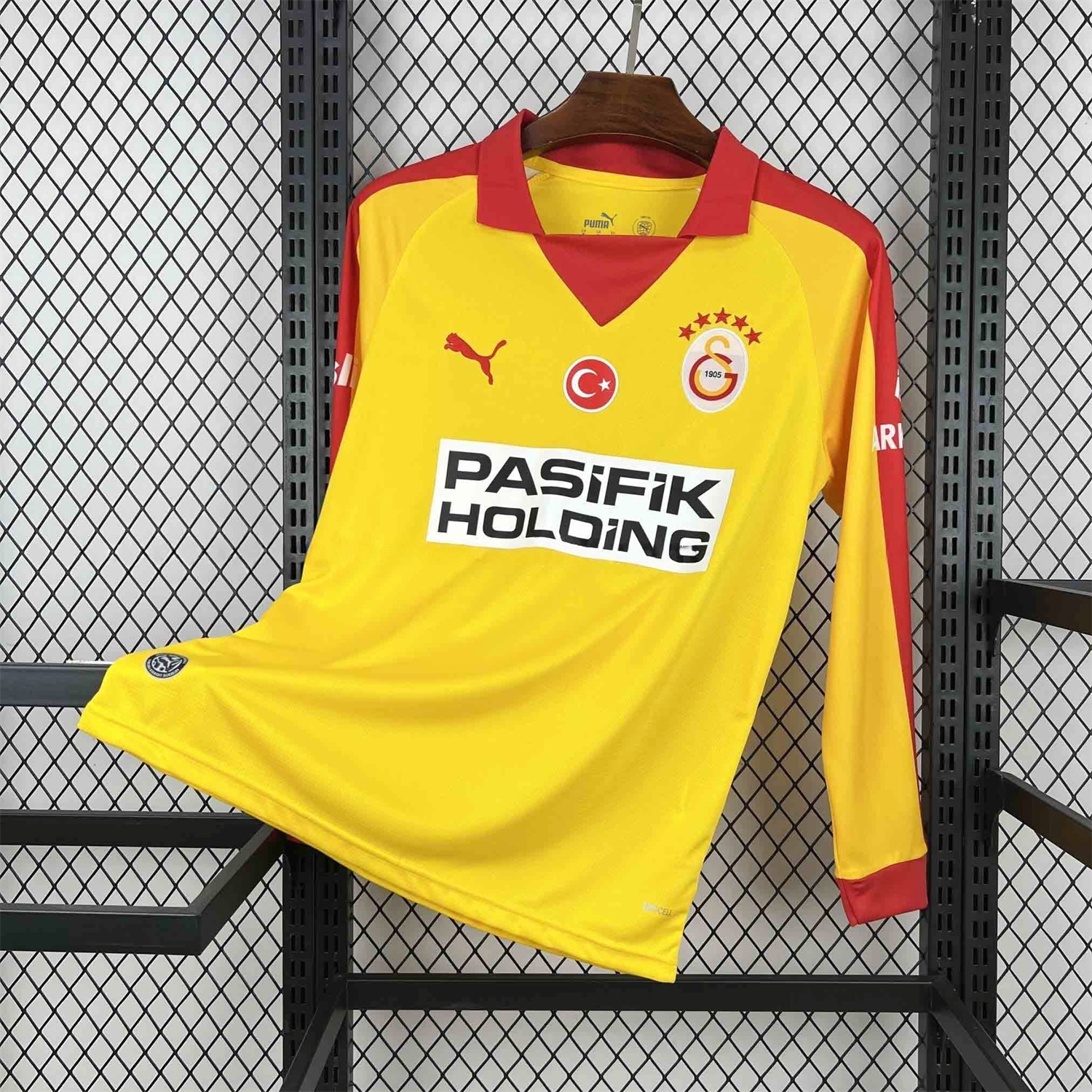 Galatasaray 25-26 Yellow Long Sleeves Jersey - Fans Version - JerseysGala