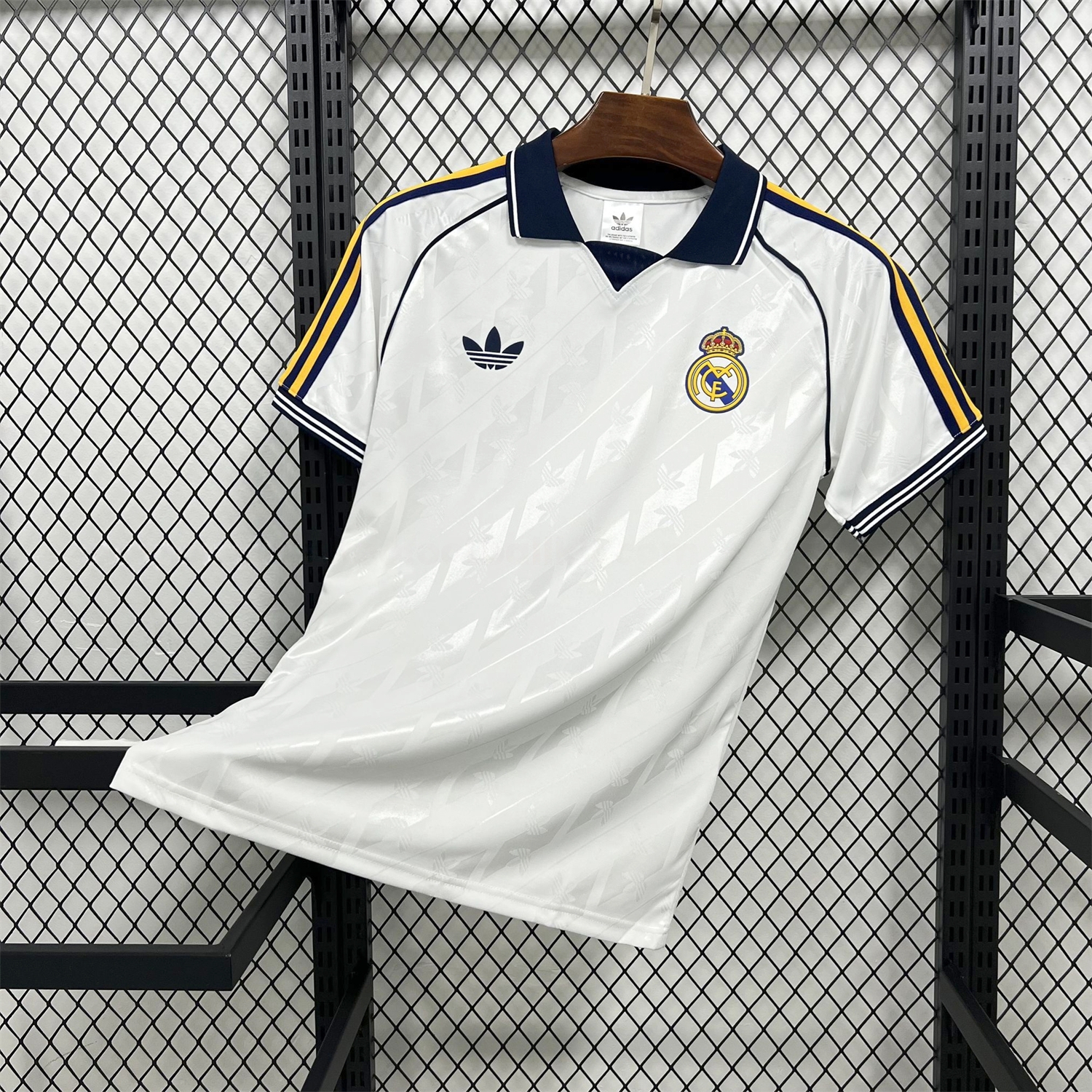 Real Madrid 26-27 White Casual Jersey - Fans Version - JerseysGala