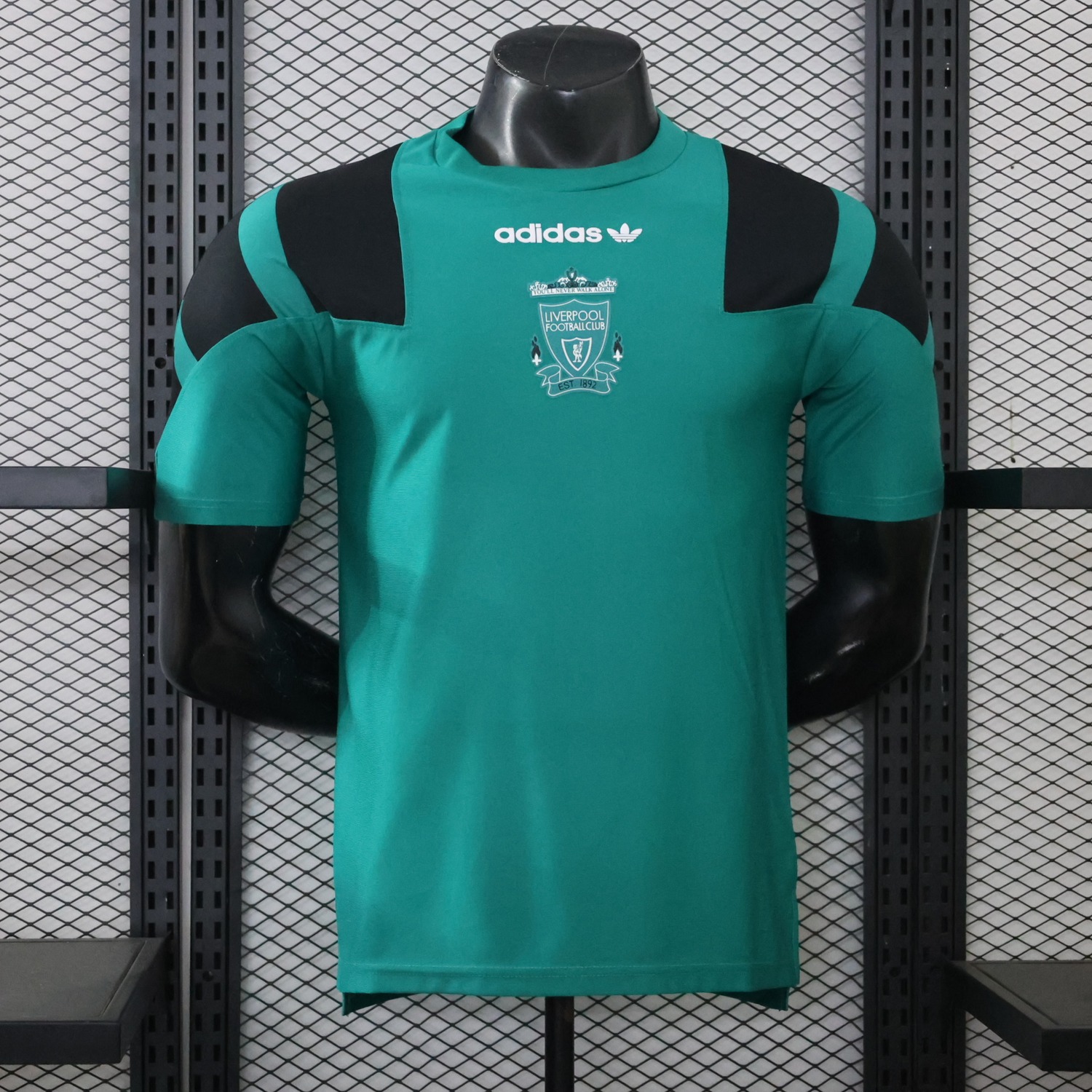 Liver.pool 26-27 Retro Style Casual Green Jersey - Player Version - JerseysGala