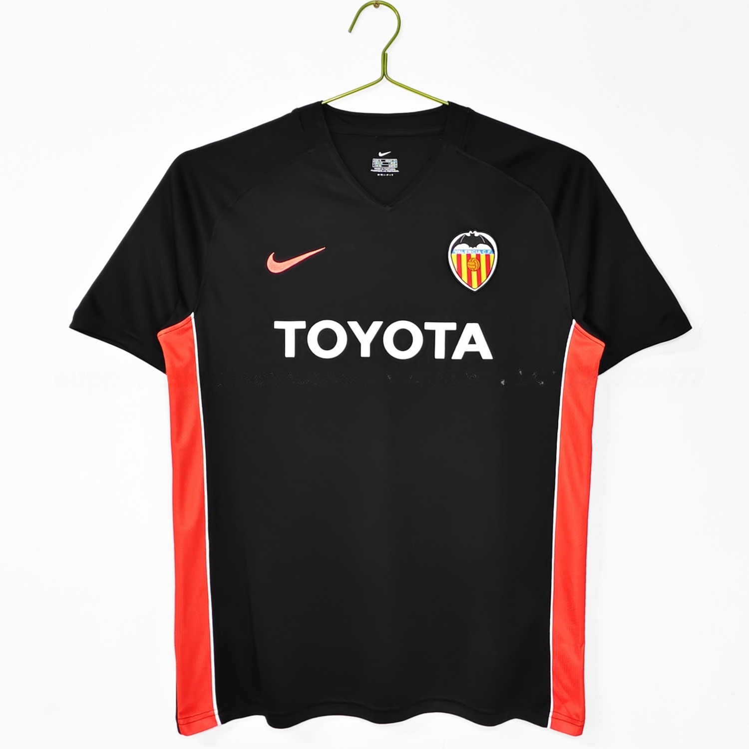 Retro Valencia 2006-07 Away Jersey - JerseysGala