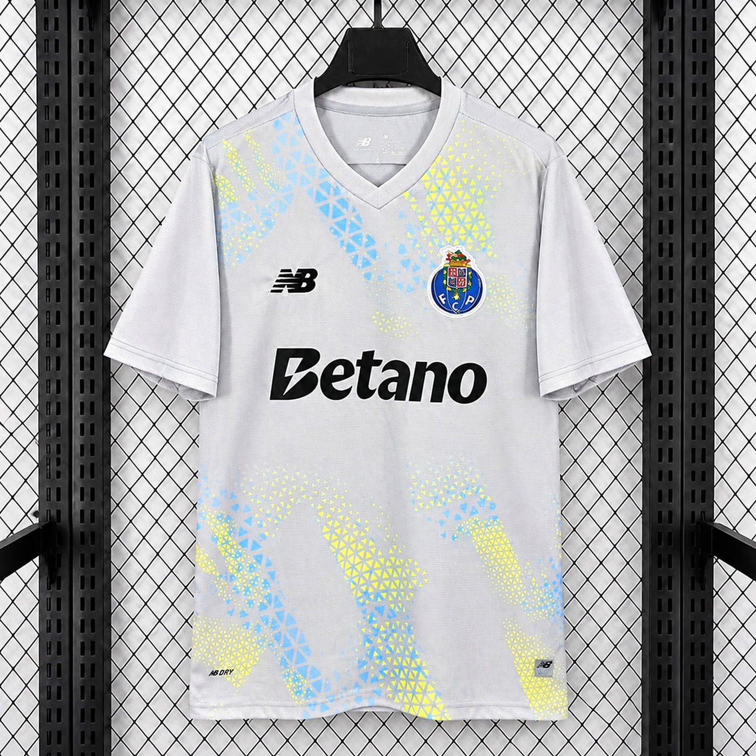 Porto 26-27 White Goalkeeper Jersey - Fans Version - JerseysGala
