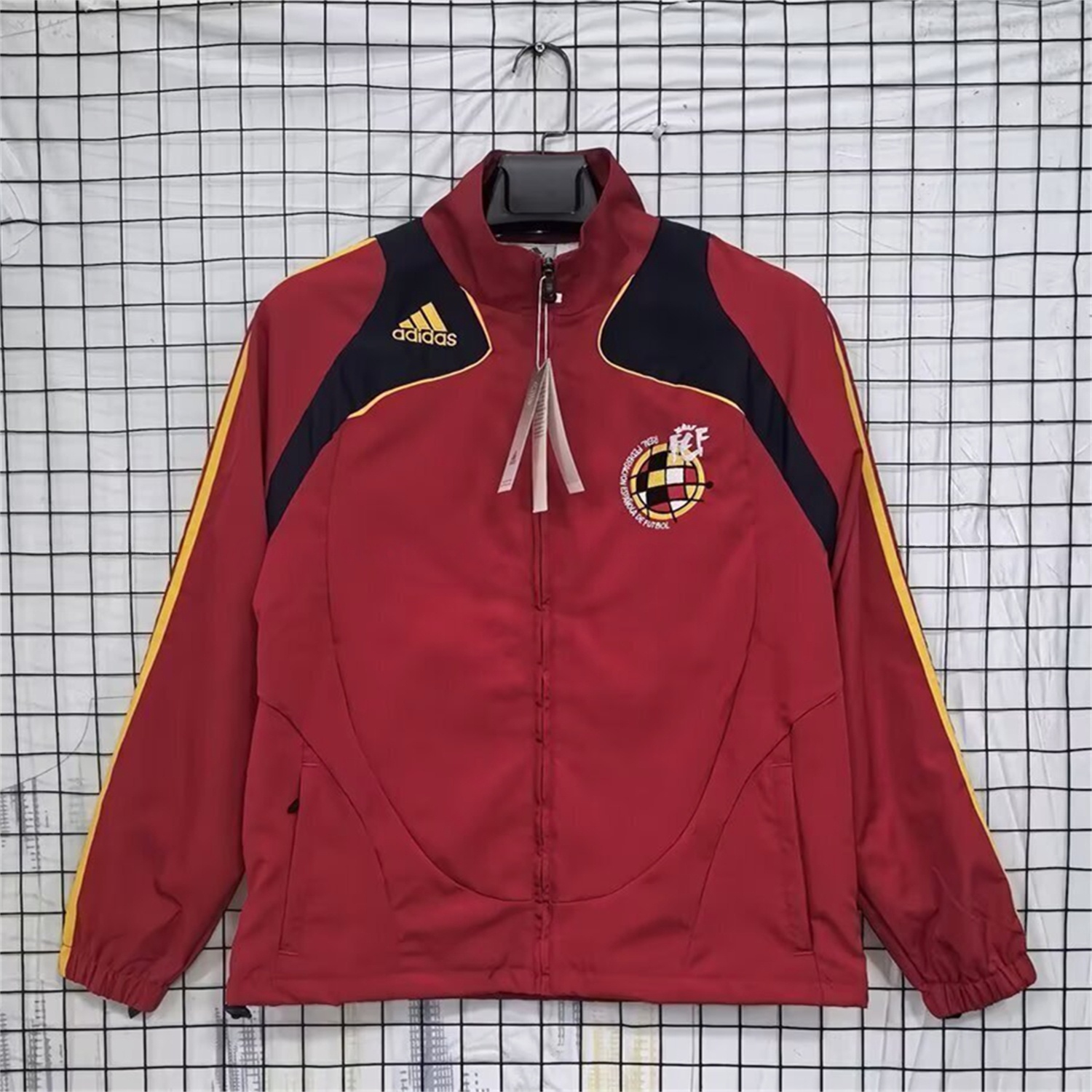 Retro Spain 2007 Red Windbreaker - JerseysGala