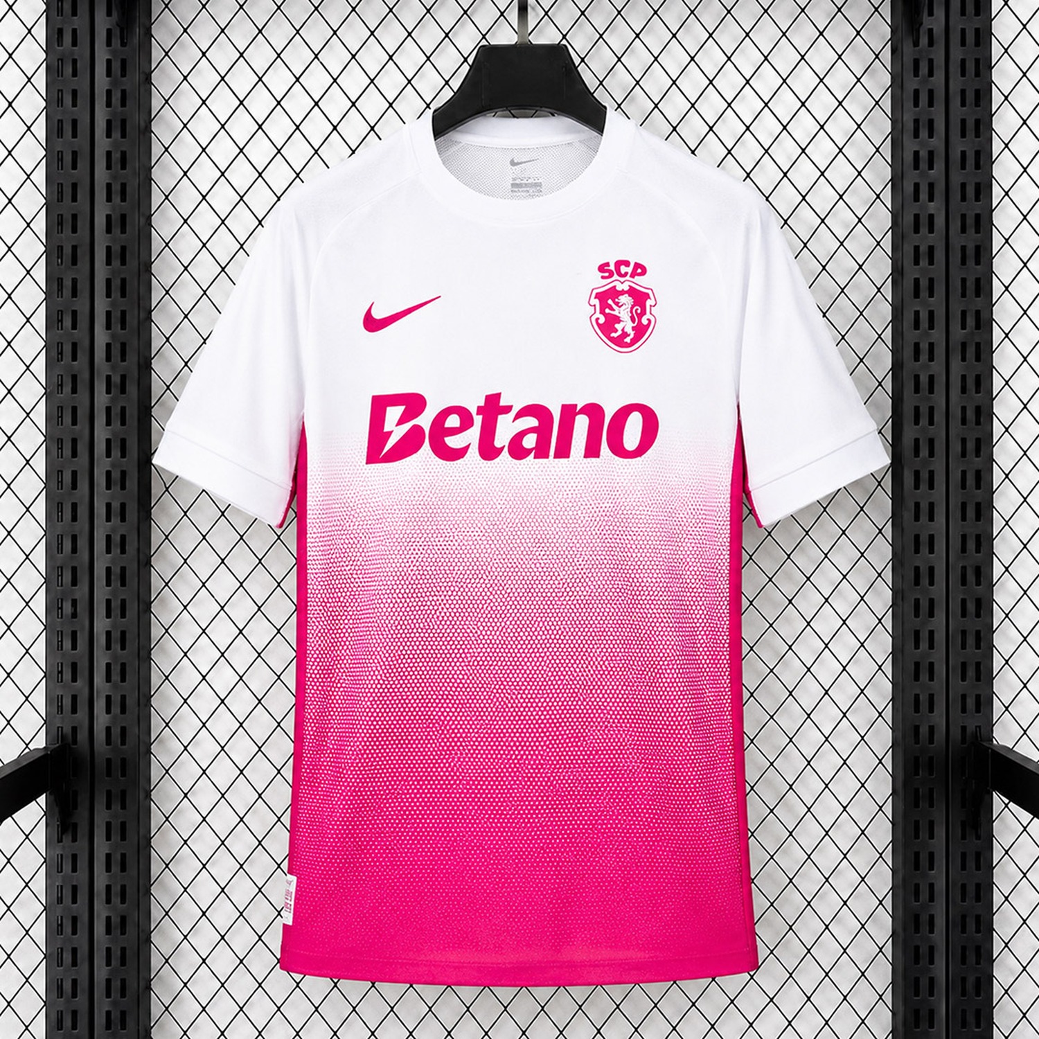 Sporting CP Lisbon 26-27 October Pink White Pink Jersey - Fans Version - JerseysGala