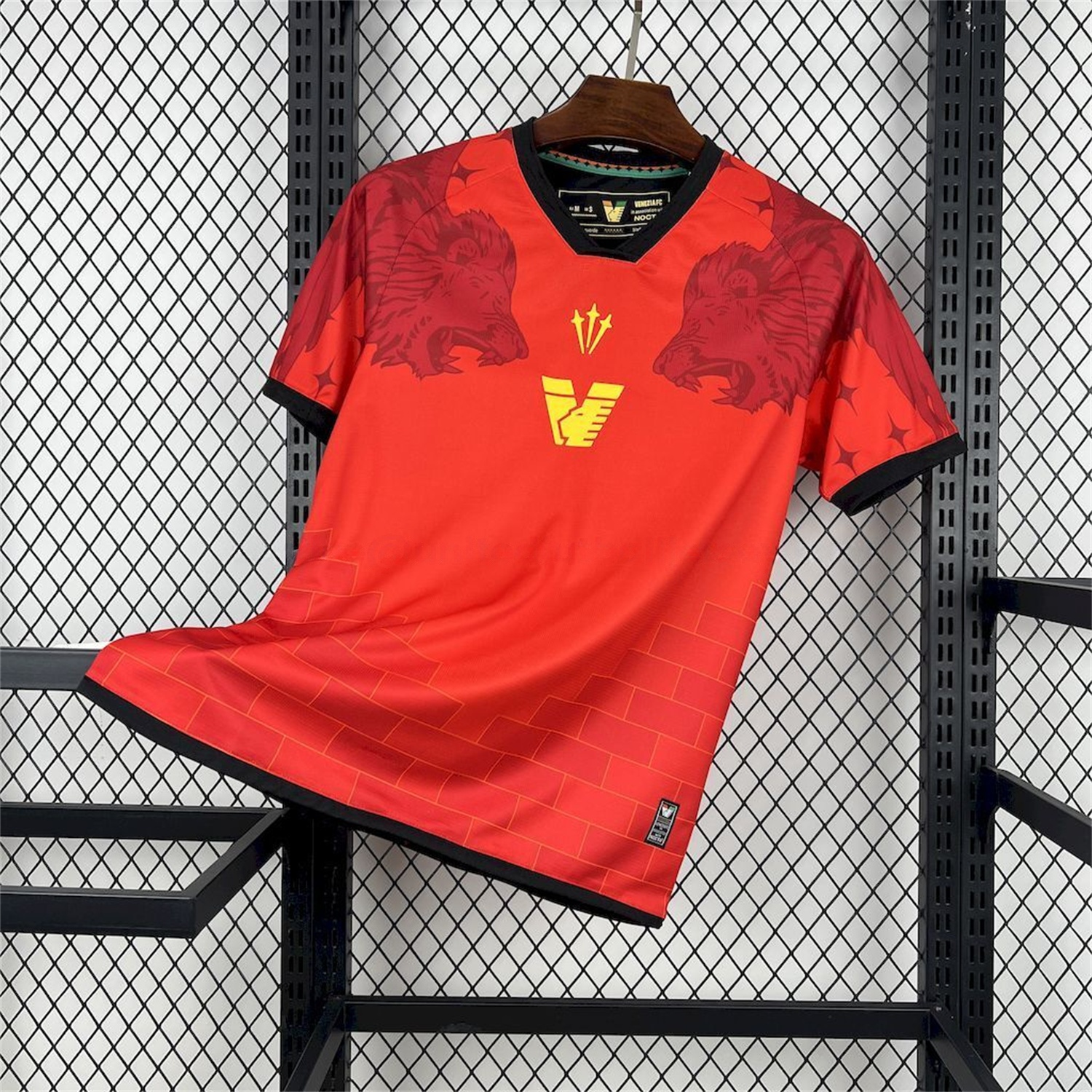 Venezia FC 25-26 Fourth Red Unsponsored Jersey - Fans Version - JerseysGala