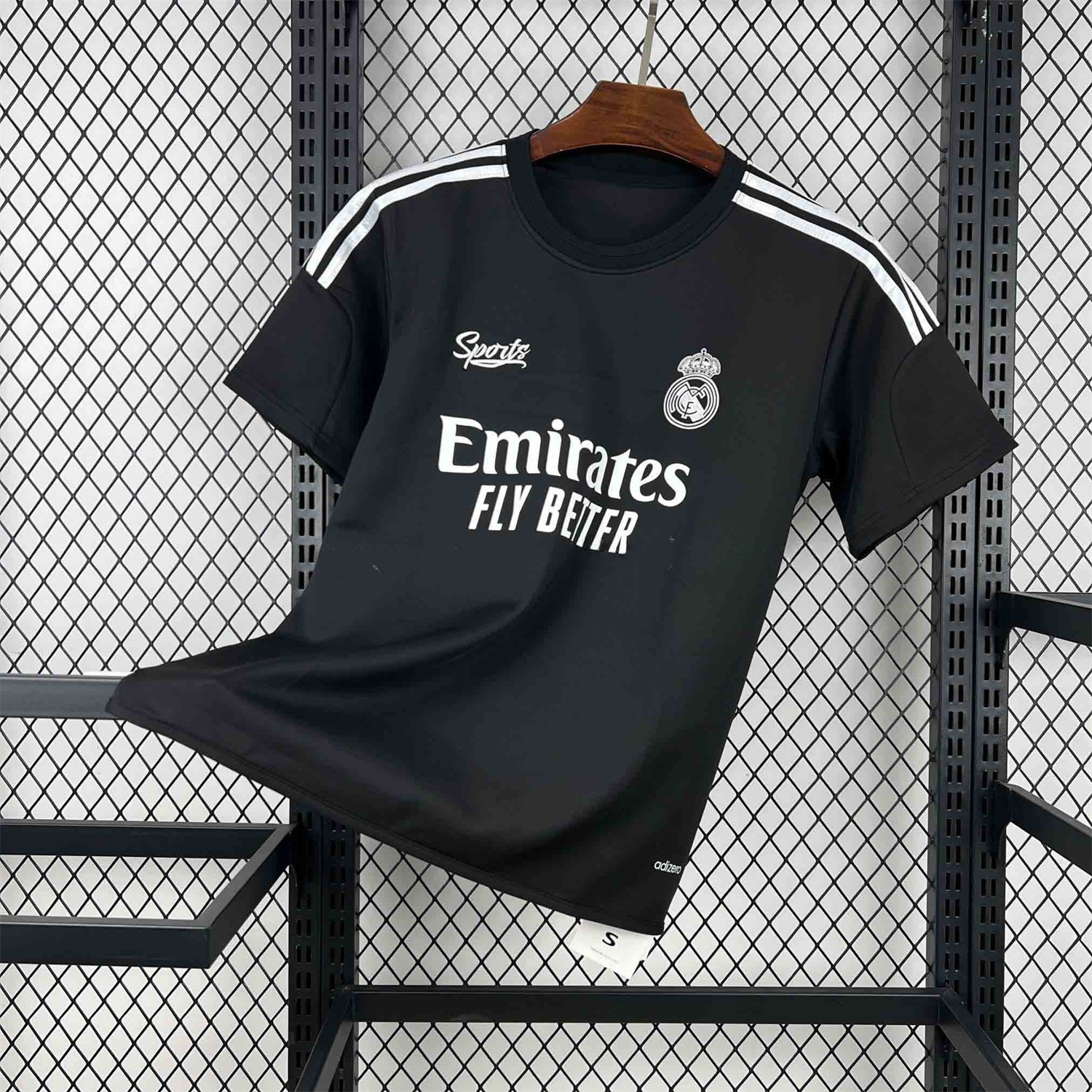 Real Madrid 26-27 Black Special Jersey - Fans Version - JerseysGala