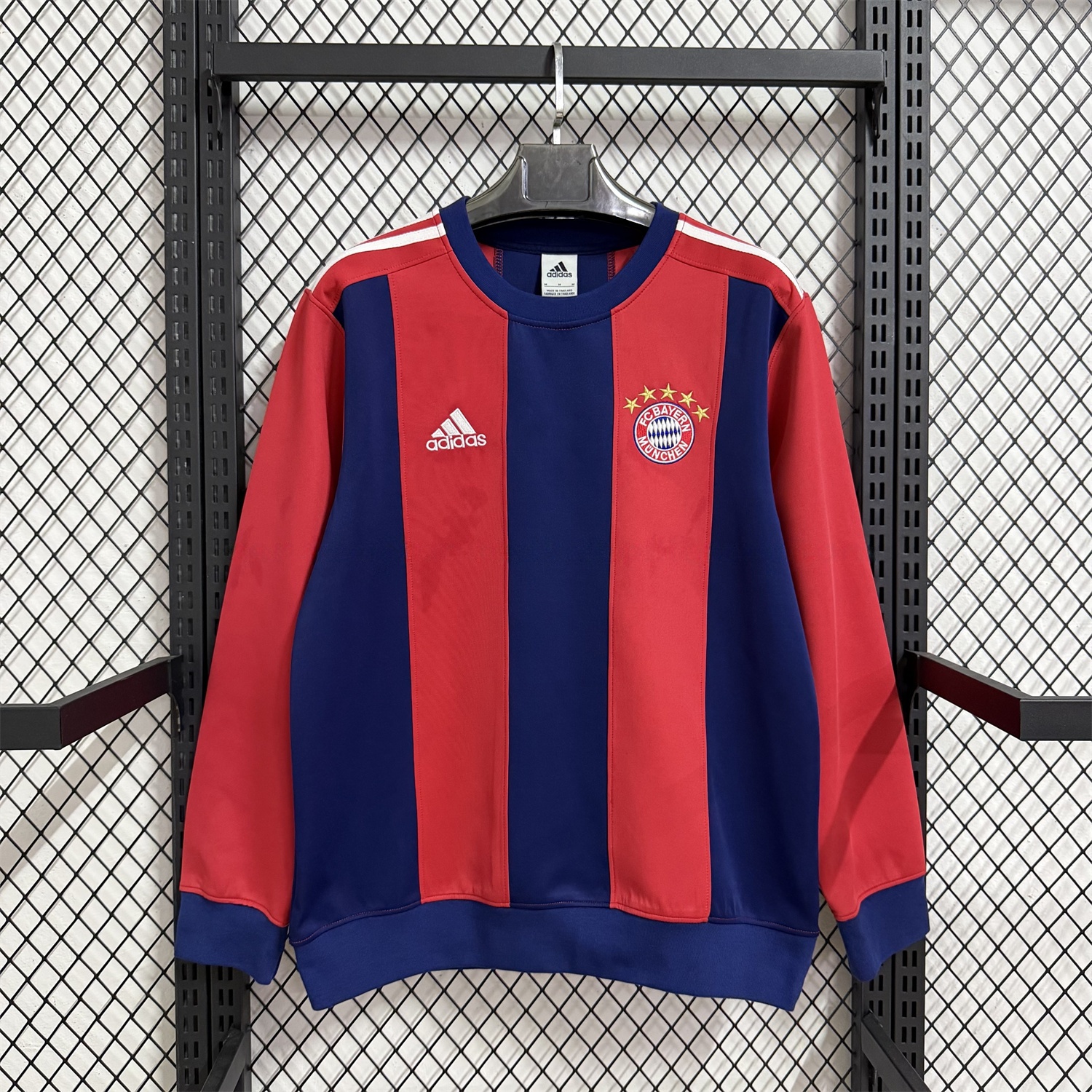 Bayern Munich 25-26 Red And Blue Unisex Pullover Hoodie - JerseysGala