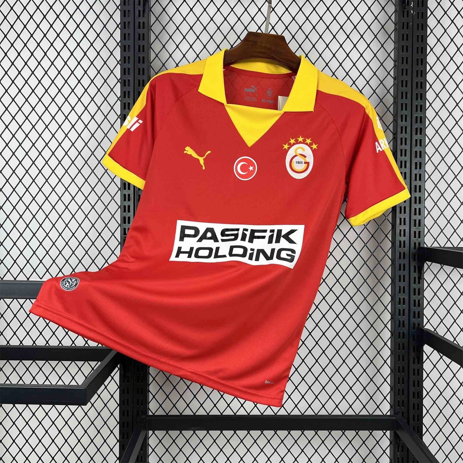 Galatasaray 25-26 Red Jersey - Fans Version - JerseysGala