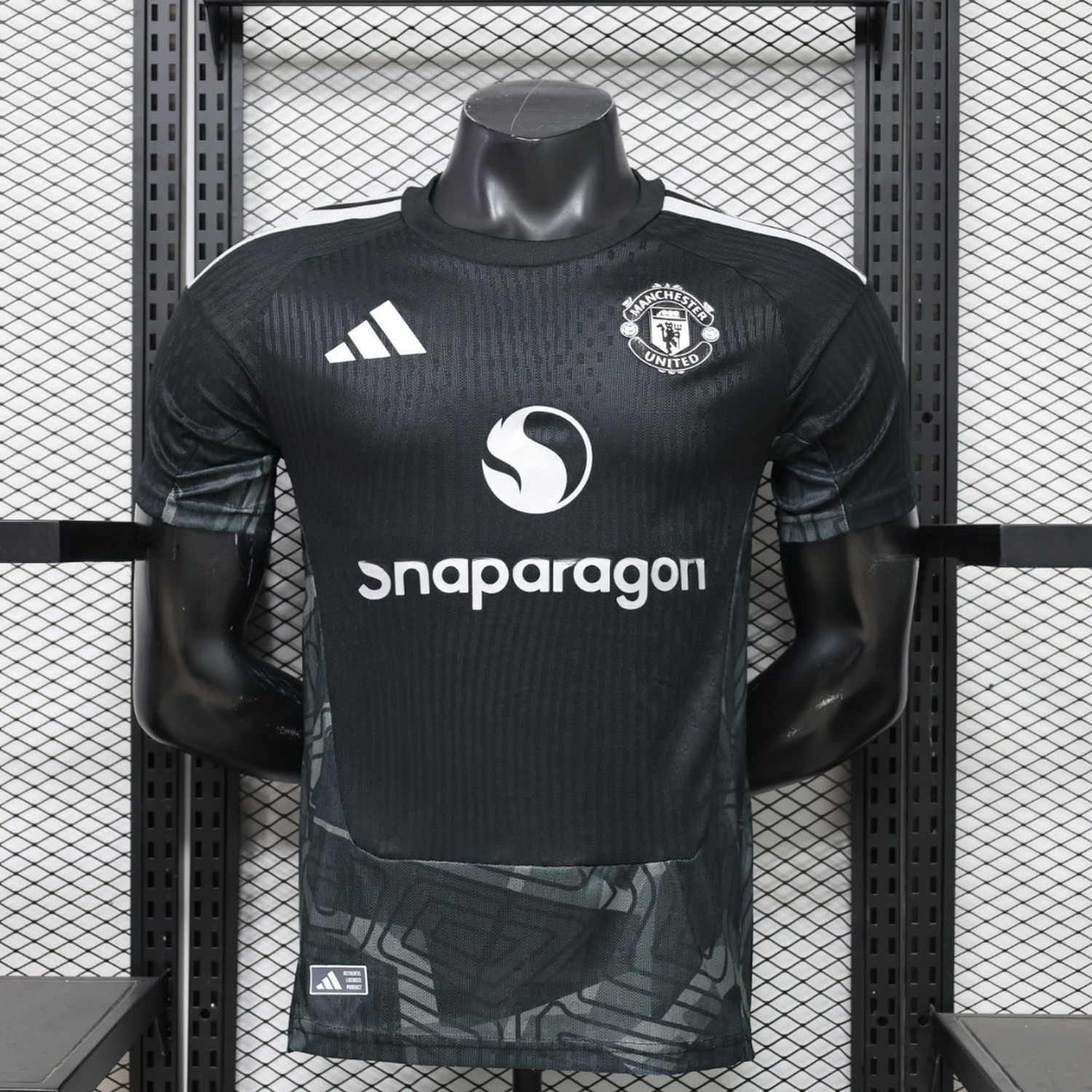 Manchester United 26-27 Goalkeeper Black Jersey - Player Version - JerseysGala