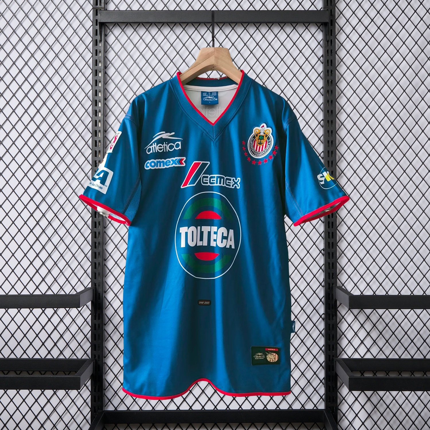 Retro Chivas de Guadalajara 2001-02 Third Jersey - JerseysGala