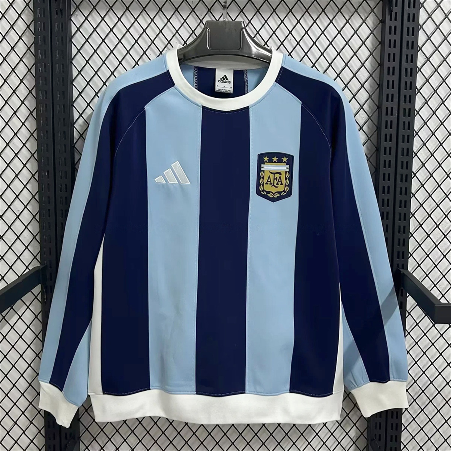 Argentina 25-26 Retro Style Unisex Pullover Hoodie - JerseysGala