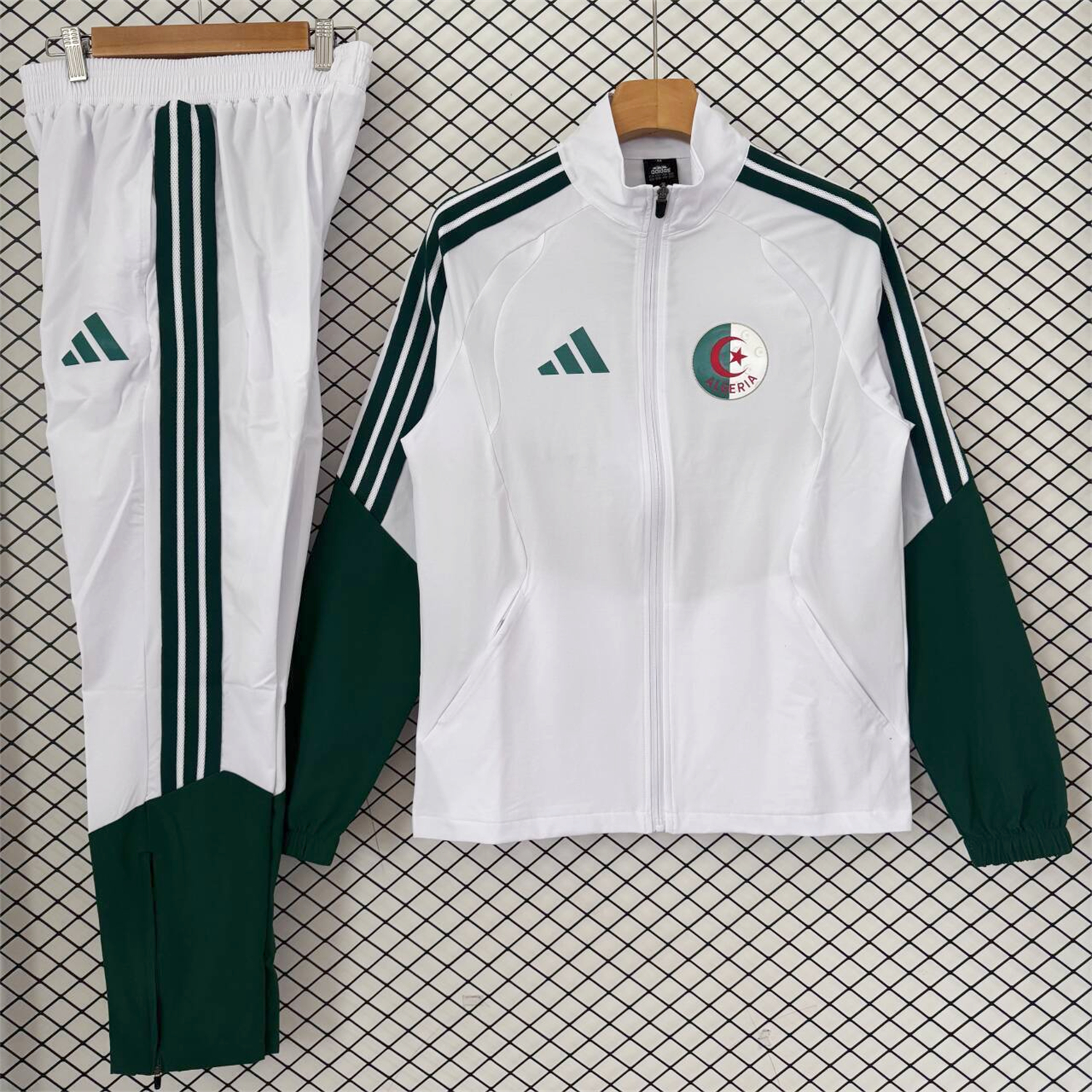 Algeria 25-26 Windbreaker Training Set - White With Black Top and Pants - JerseysGala