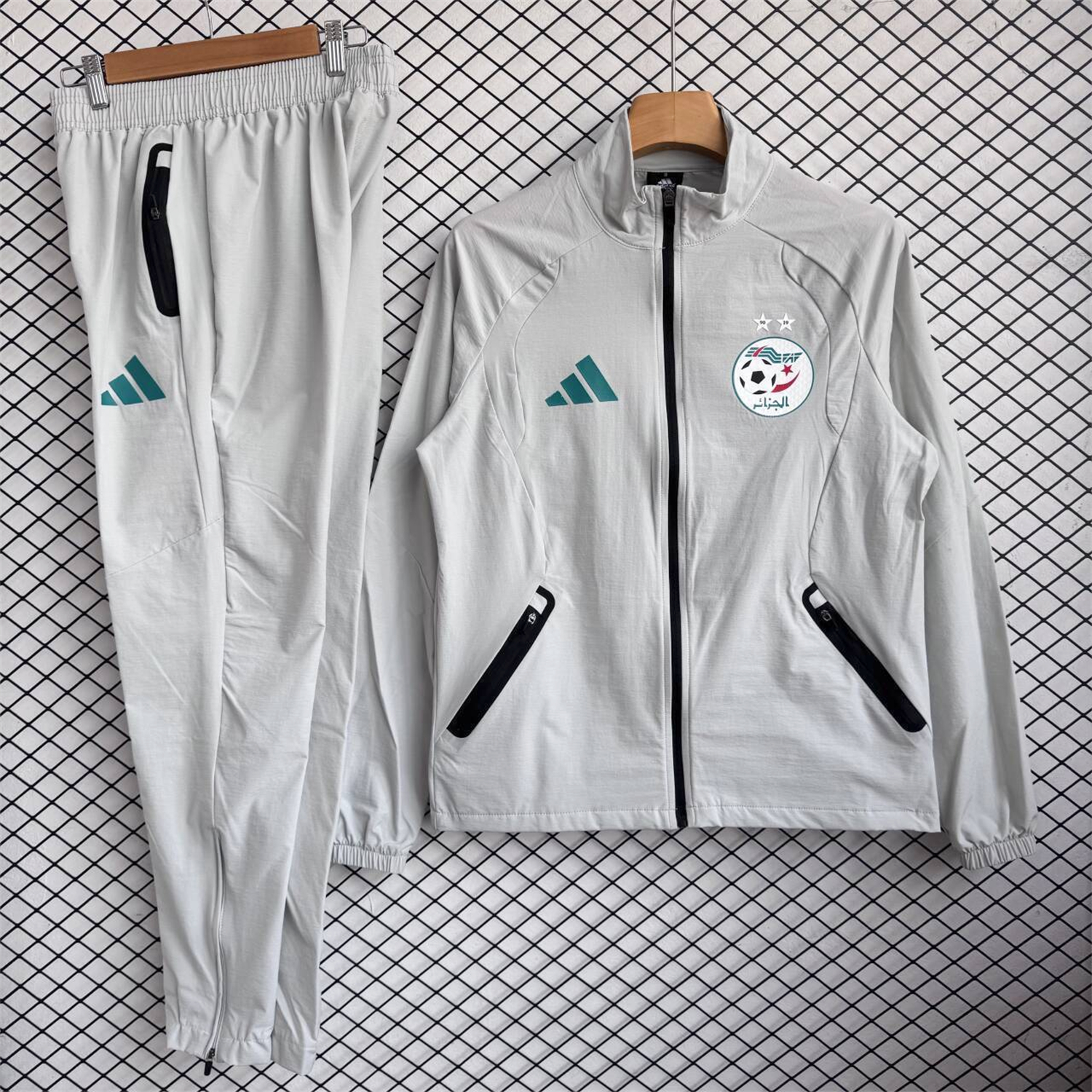 Algeria 25-26 Windbreaker Training Set - Light Grey Top and Pants - JerseysGala