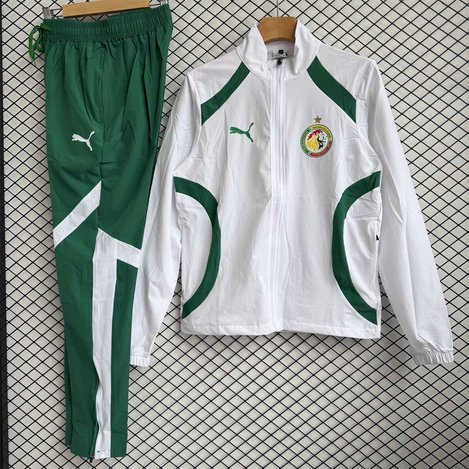 Senegal 2026 Windbreaker Training Set - White Top and Green Pants - JerseysGala