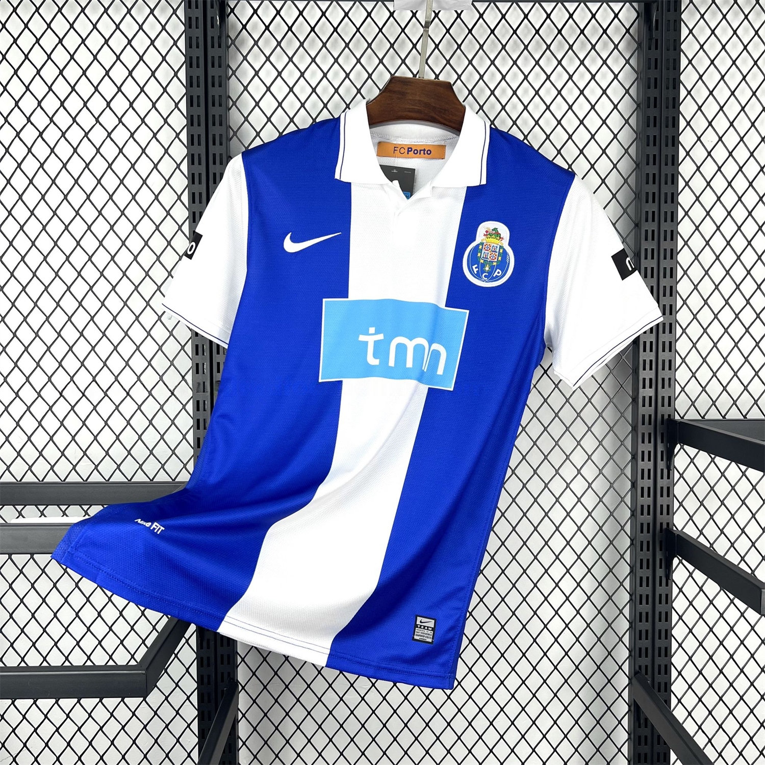 Retro Porto 2009-10 Home Jersey - JerseysGala