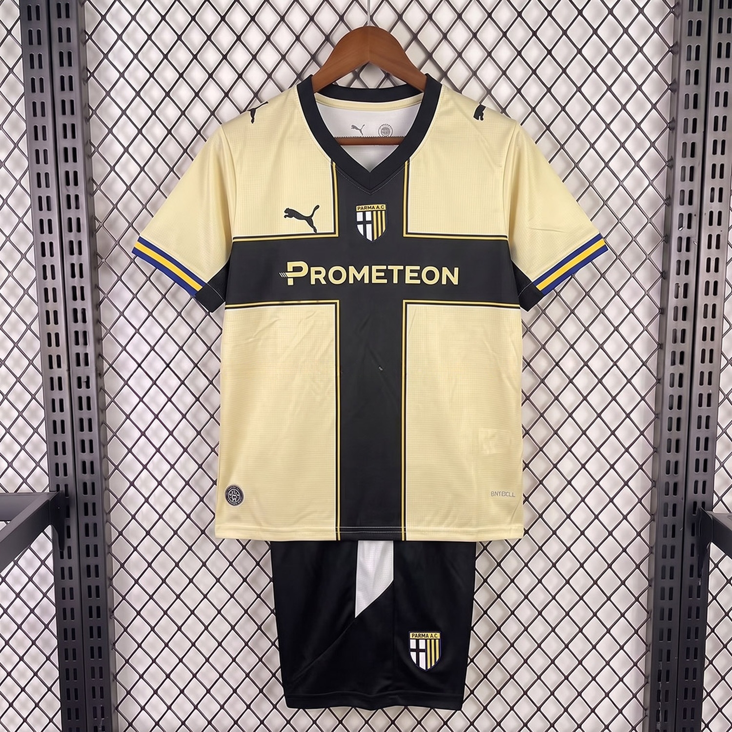 Parma 26-27 Home Kids Kit - JerseysGala