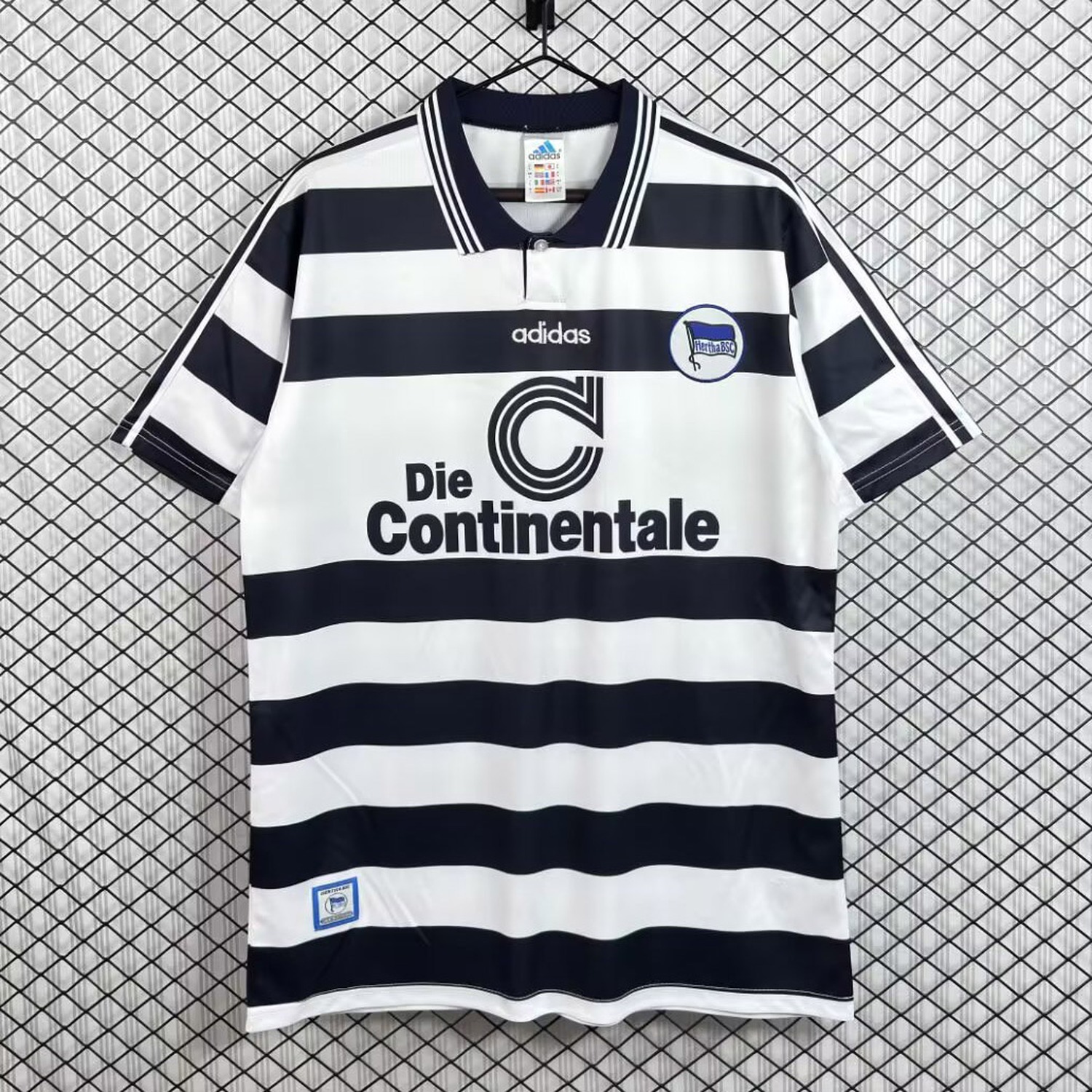 Retro Hertha BSC 1998-99 Home Jersey - JerseysGala