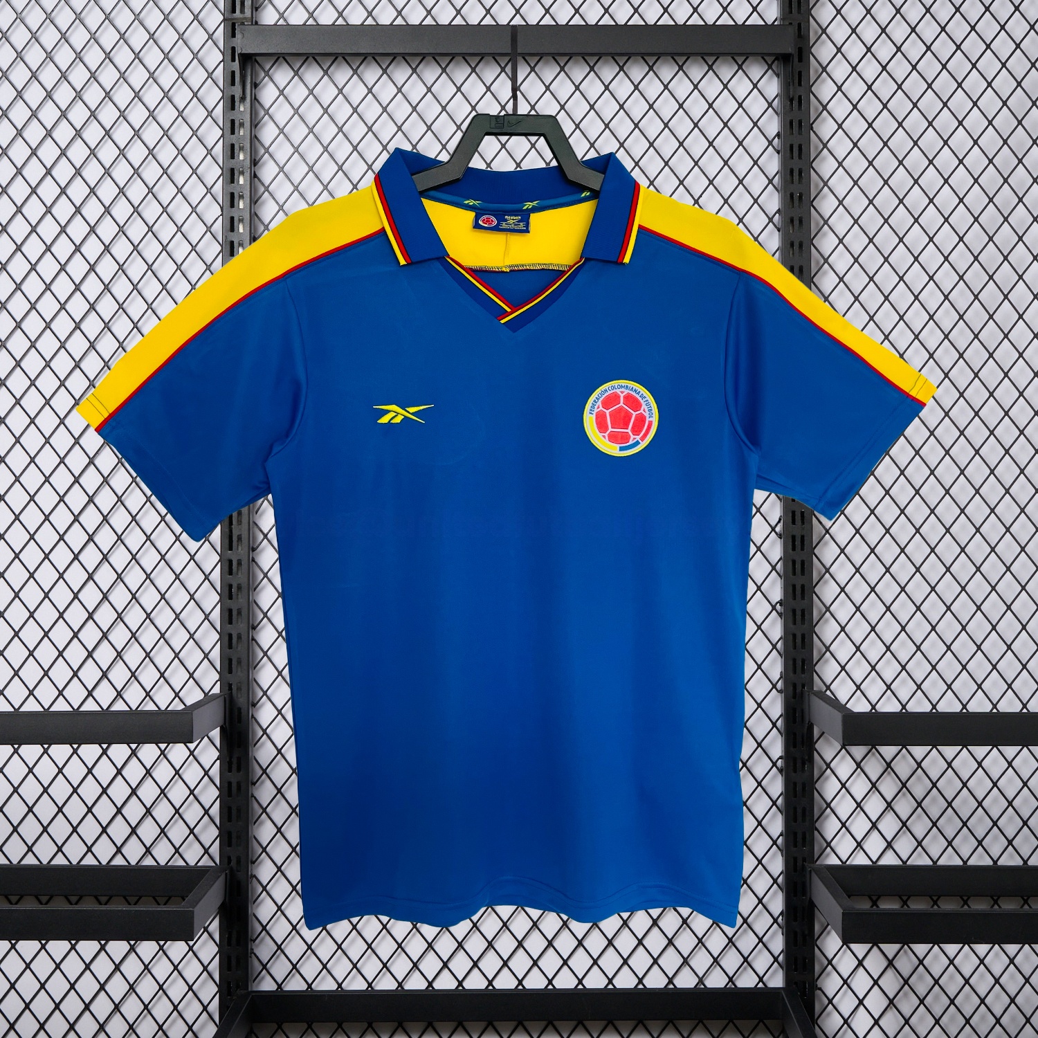 Retro Colombia 1998 Away Jersey - JerseysGala