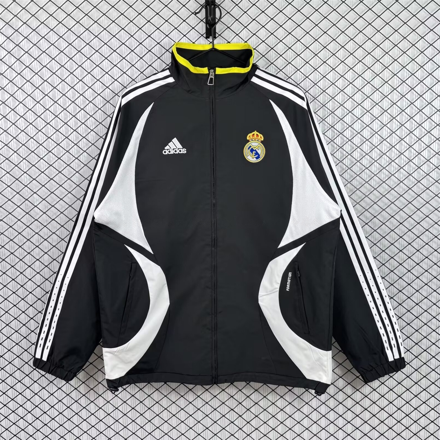 Retro Real Madrid 2006-07 Windbreaker Jacket - Black And White - JerseysGala