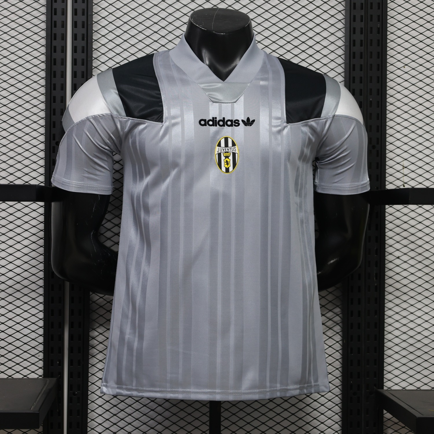 Juventus 26-27 Grey Black Retro Style Casual Jersey - Player Version - JerseysGala