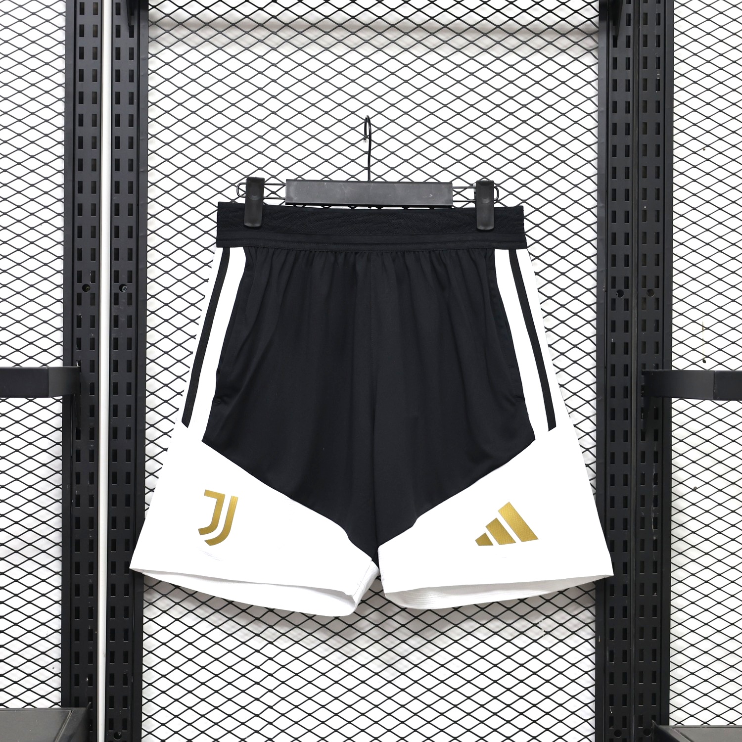 Juventus 26-27 Black White Shorts - Player Version - JerseysGala