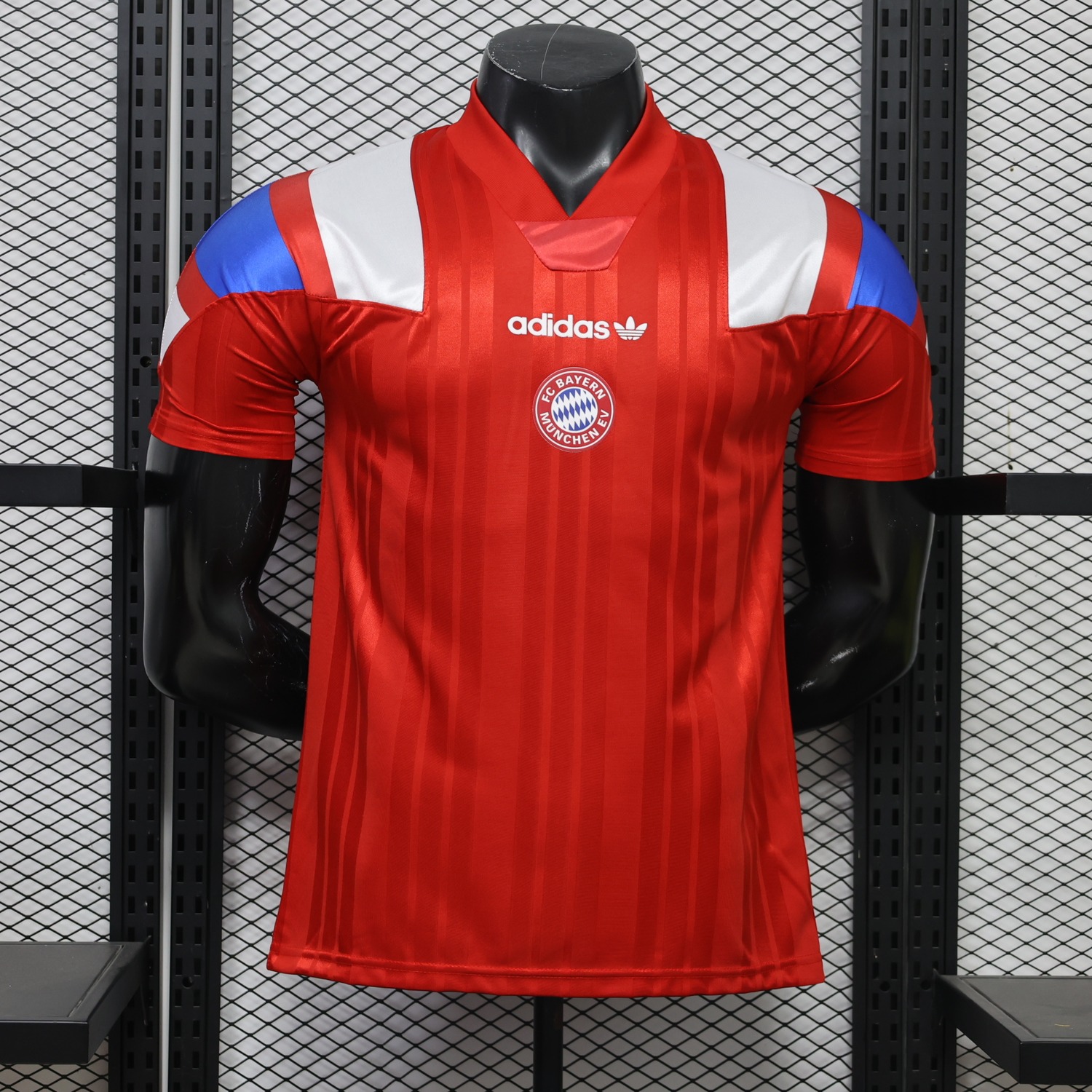 Bayern Munich 26-27 Red Retro Style Casual Jersey - Player Version - JerseysGala
