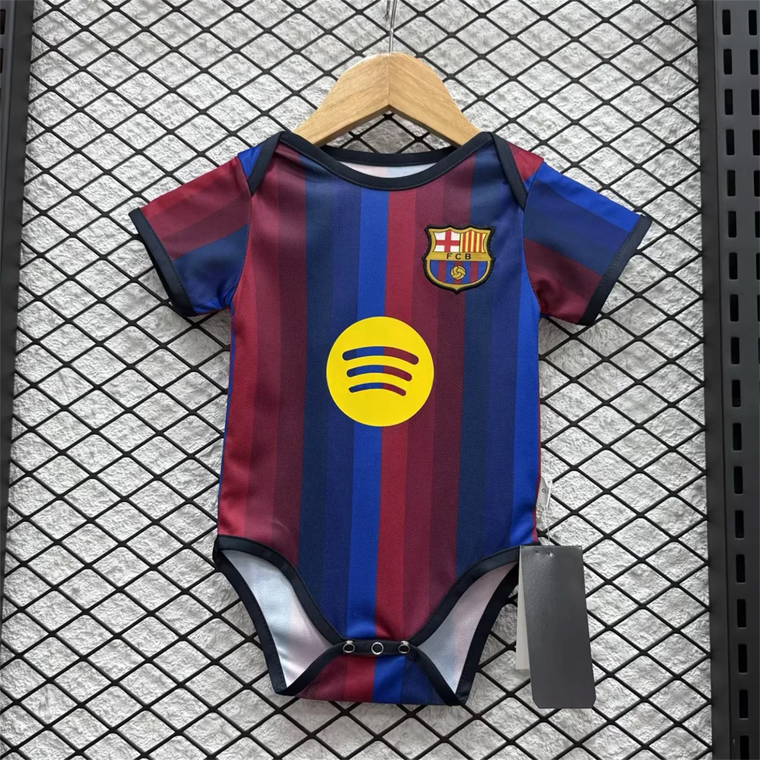Barcelona 26-27 Home Baby Crawling Suit - JerseysGala