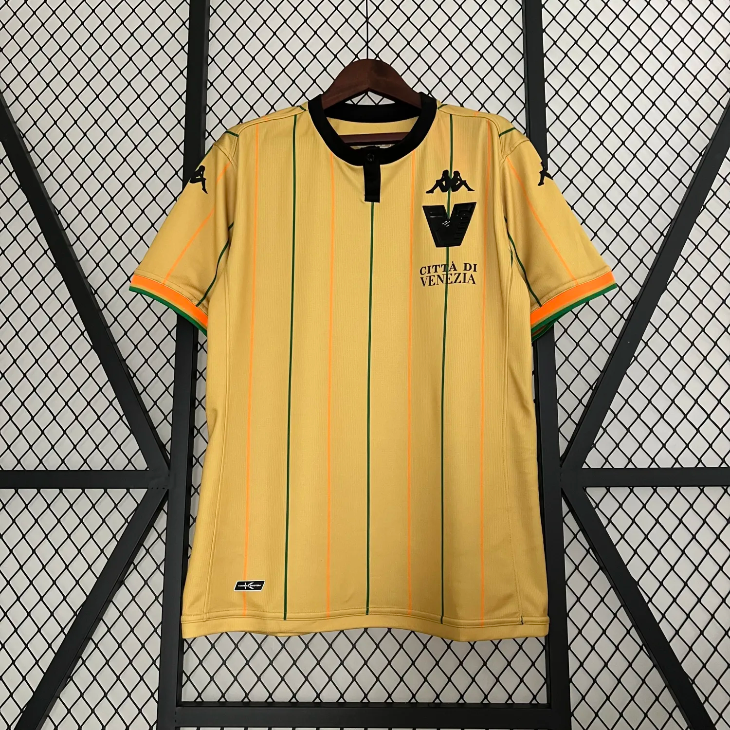 Venezia 23-24 Pre-Season GK 2 Jersey - Fans Version - JerseysGala