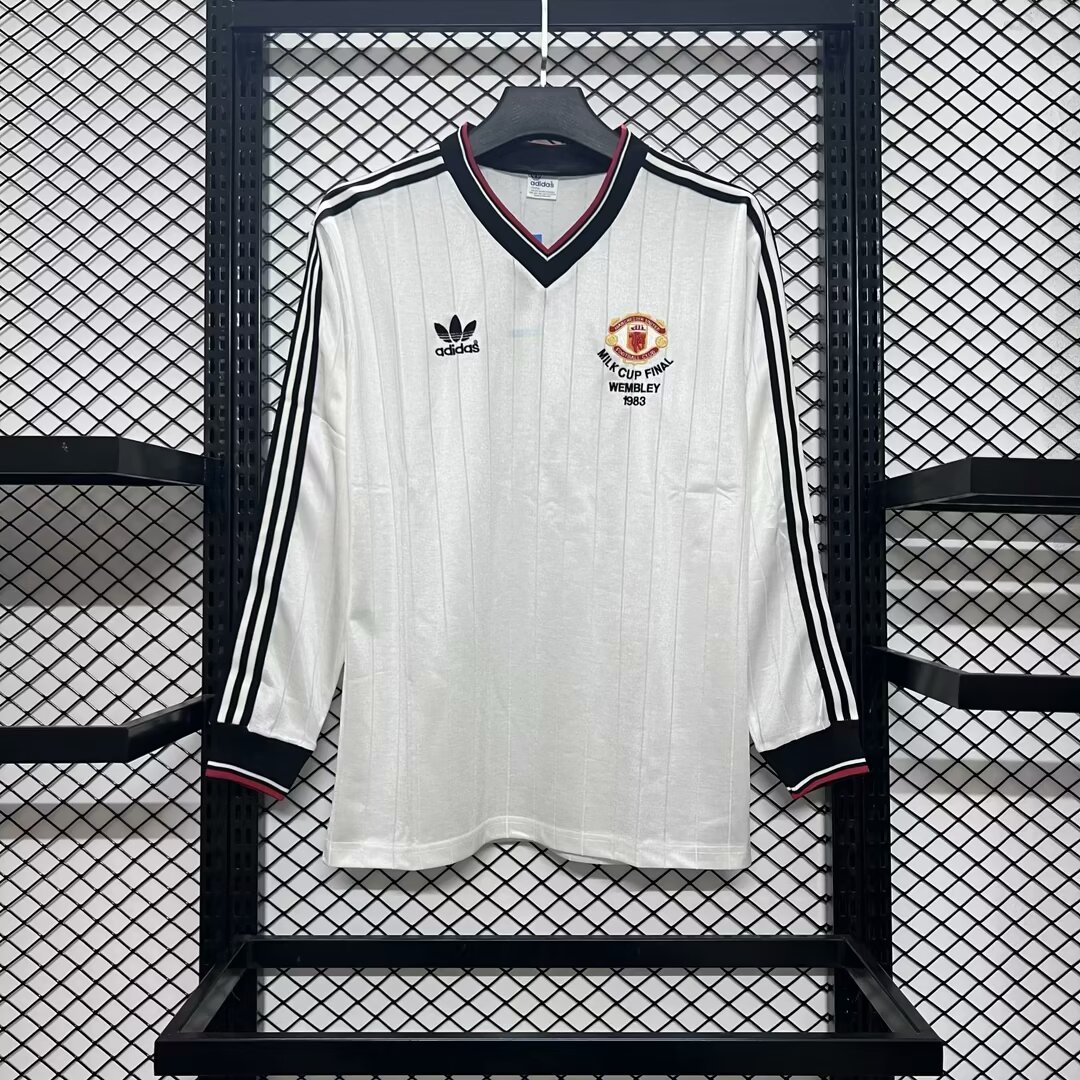 Manchester United Retro 82-84 Away Long Sleeve Jersey League Cup Final - JerseysGala