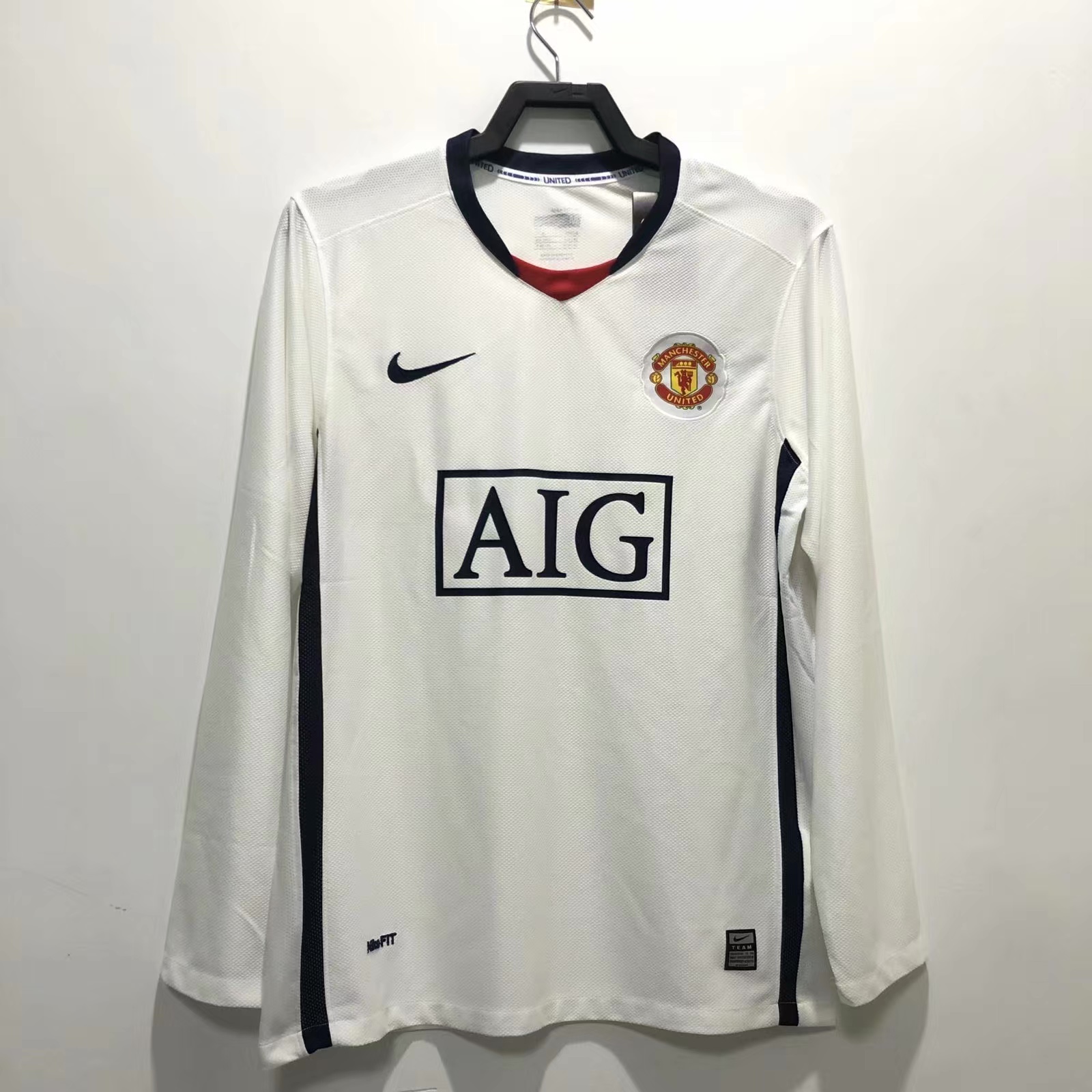 Manchester United Retro 08-09 Away Long Sleeve Jersey - JerseysGala