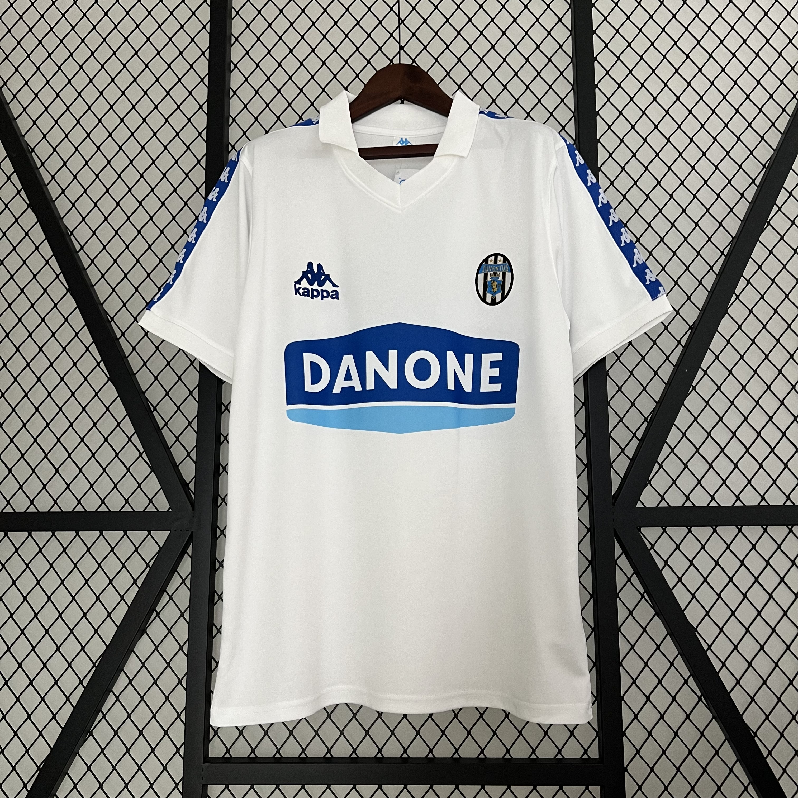 Retro Juventus 1990-92 White Training Jersey - JerseysGala