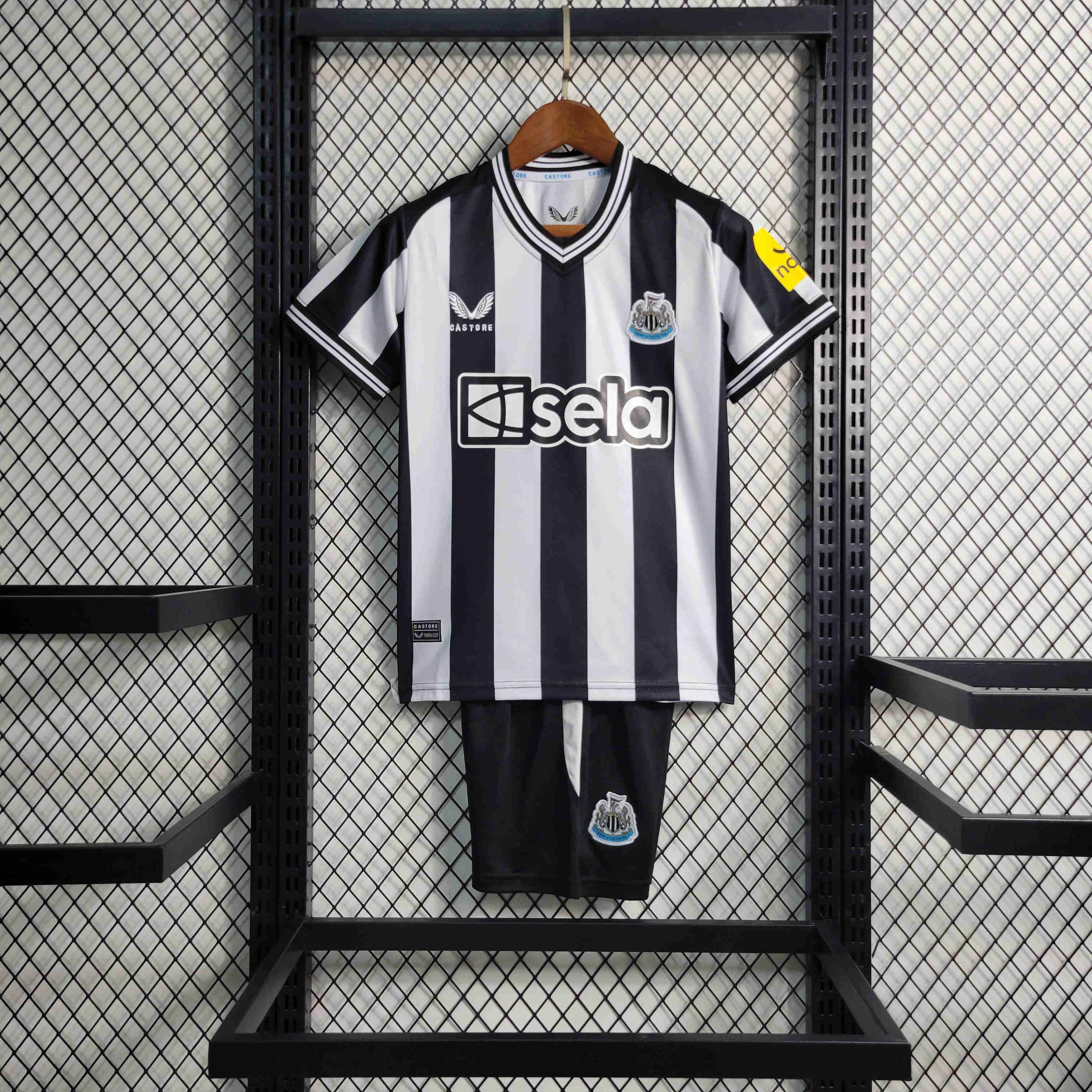 Newcastle United 23-24 Home Kids Kit - JerseysGala