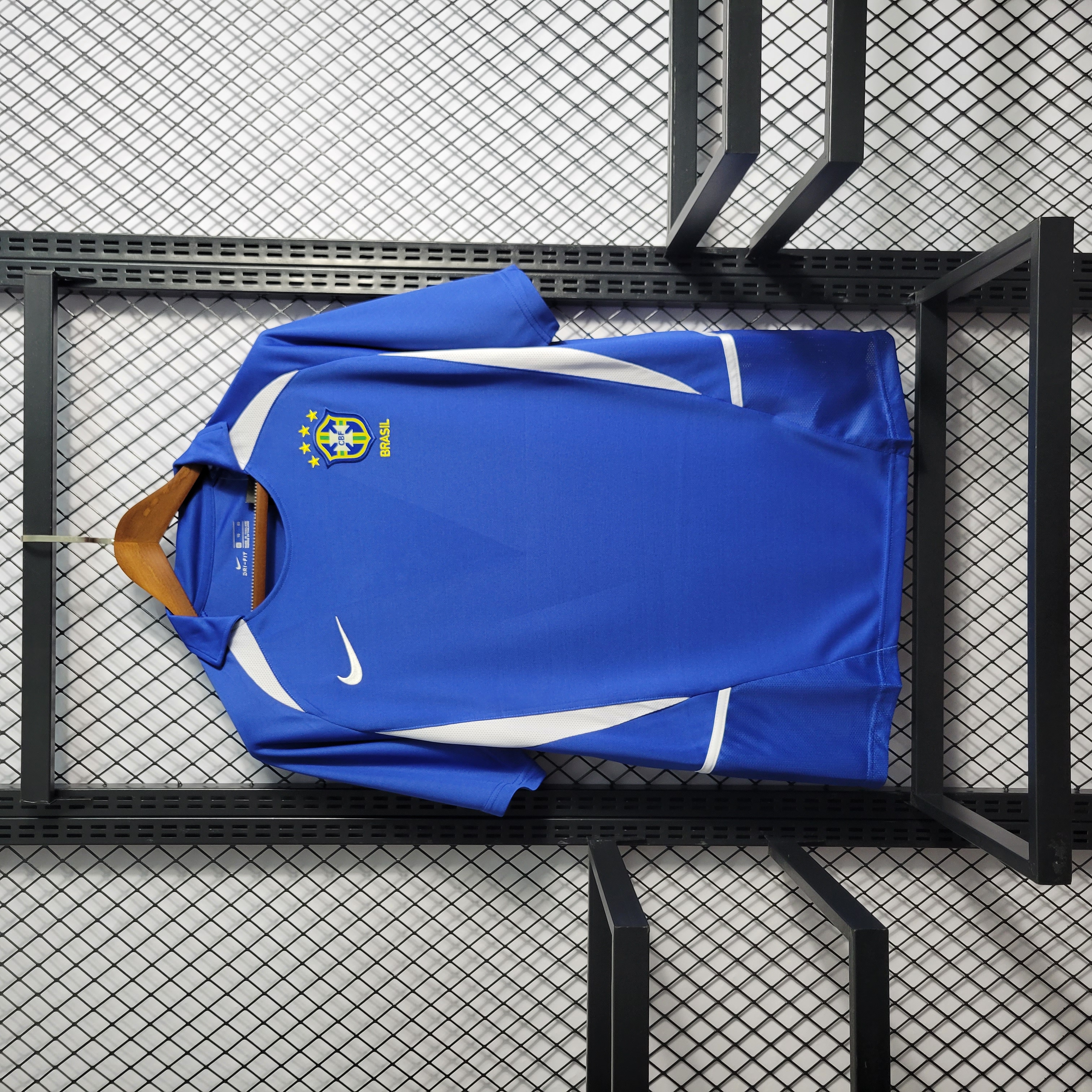Retro Brazil 2002 Away Stadium Jersey - JerseysGala
