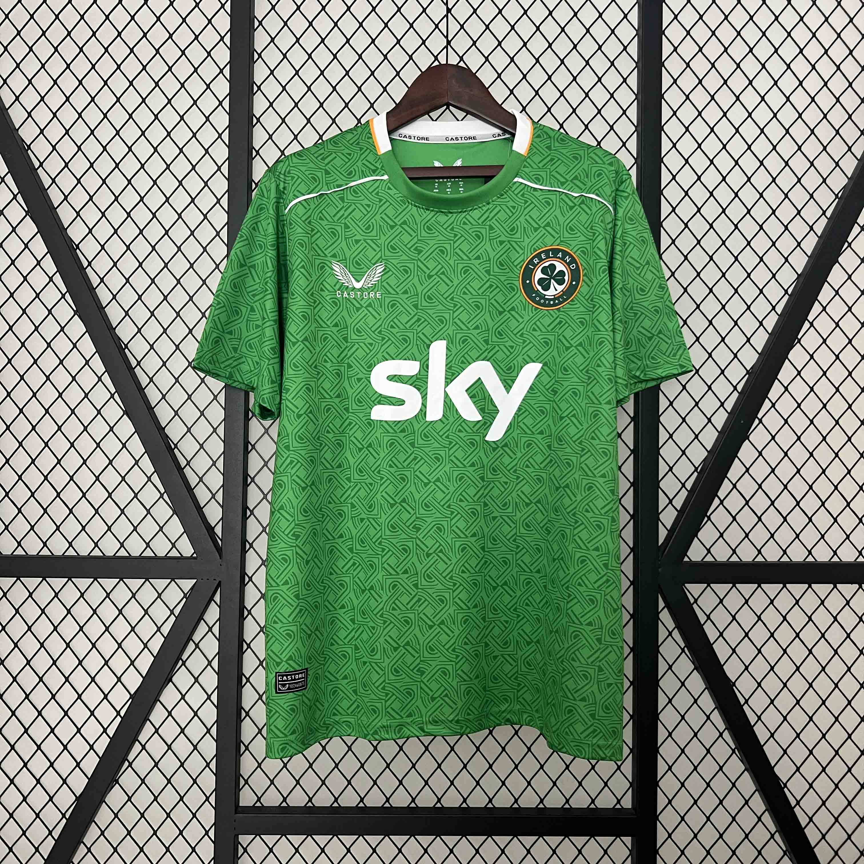 Ireland 2024 Home Stadium Jersey - Fans Version (with SKY patch) - JerseysGala