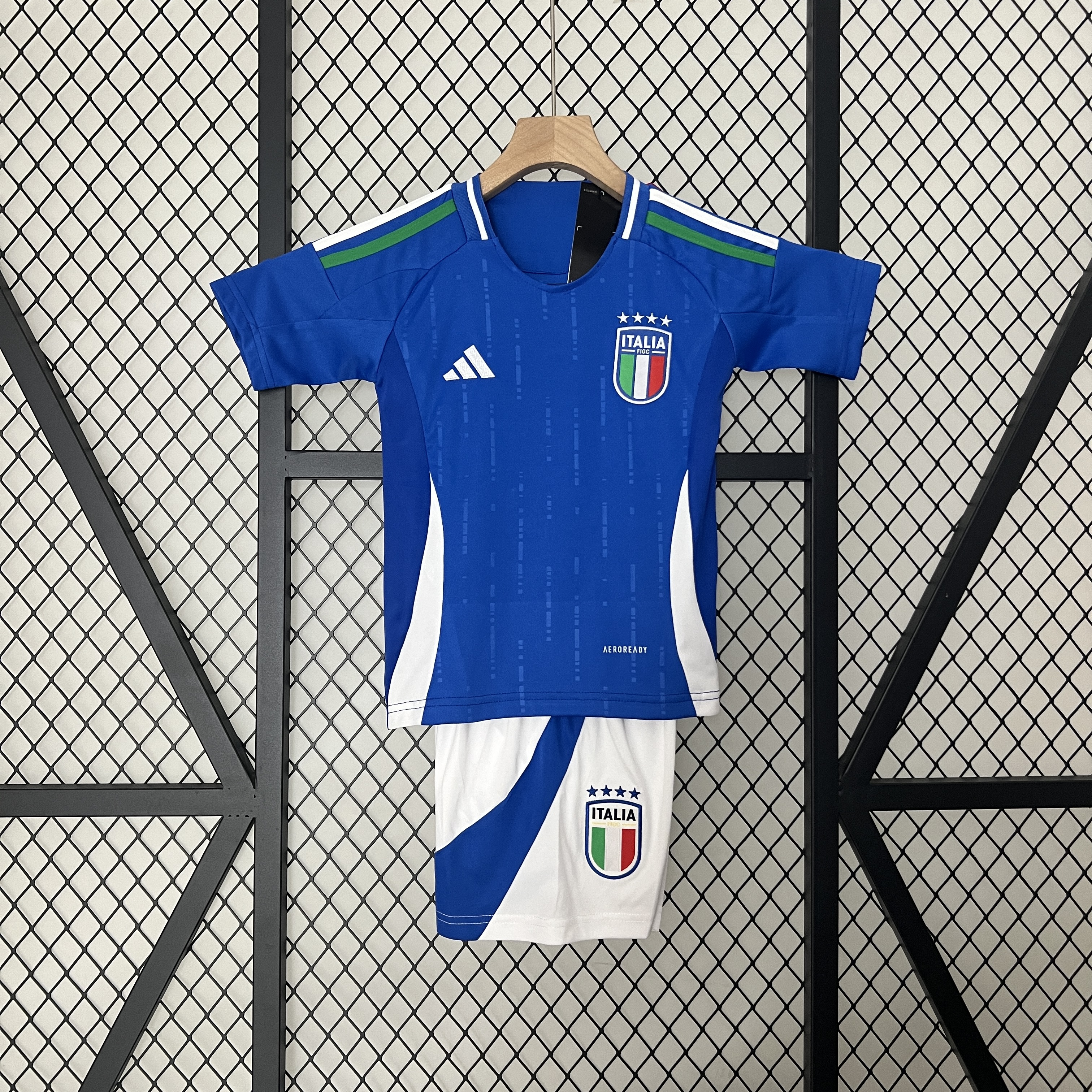 Italy 2024 Home Stadium Kids Kit - JerseysGala
