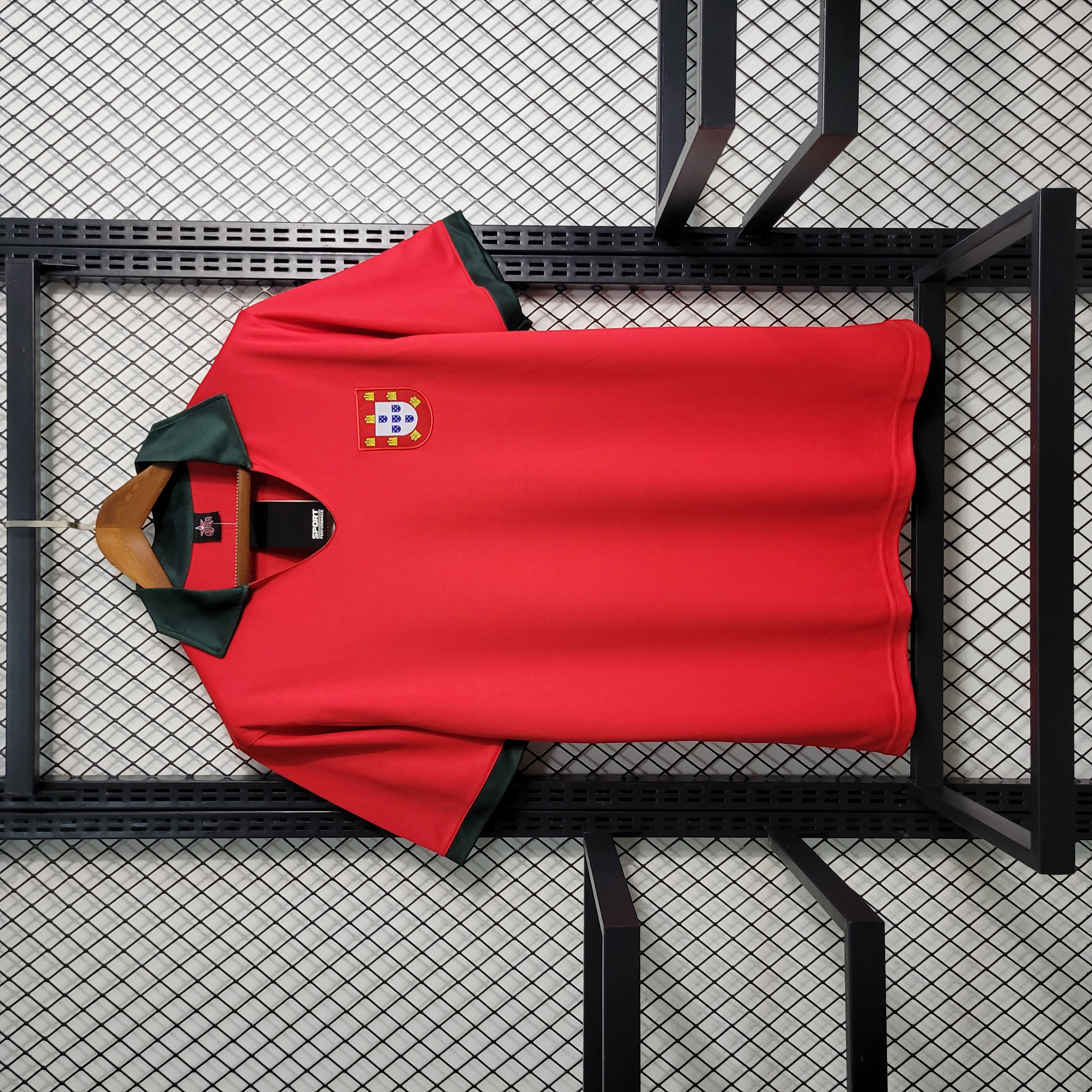Retro Portugal 1972 Home Stadium Jersey - JerseysGala