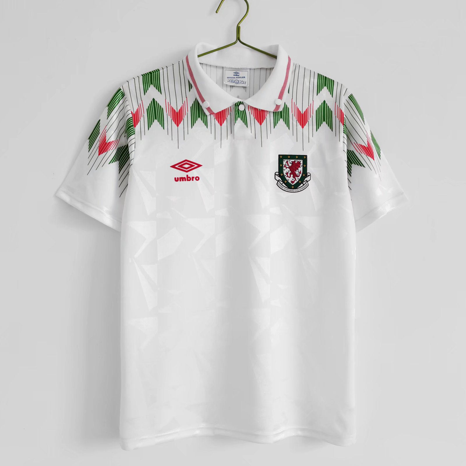 Retro Wales 1990-92 Away Stadium Jersey - JerseysGala