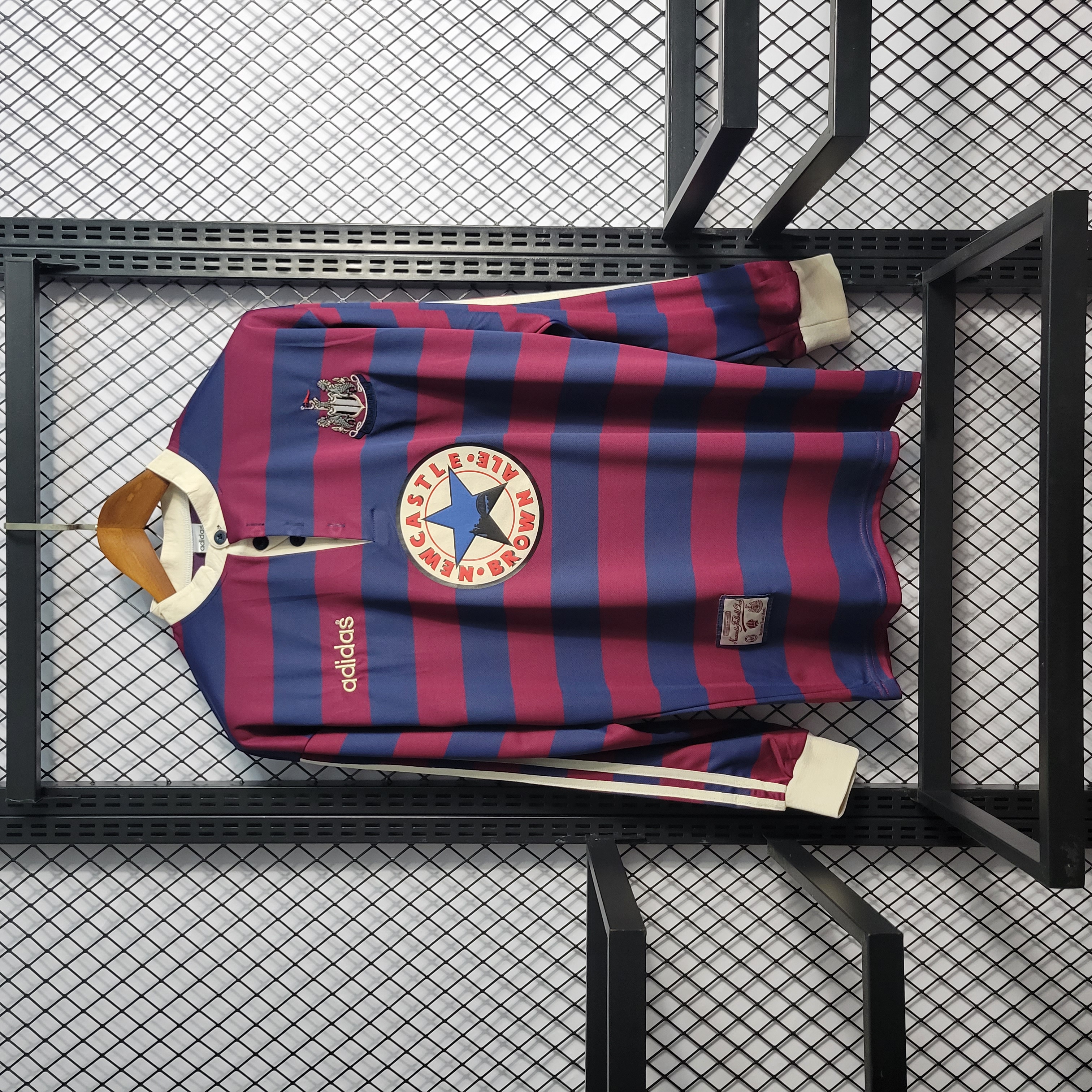 Retro Newcastle United 1995-96 Away Stadium Long Sleeve Jersey - JerseysGala