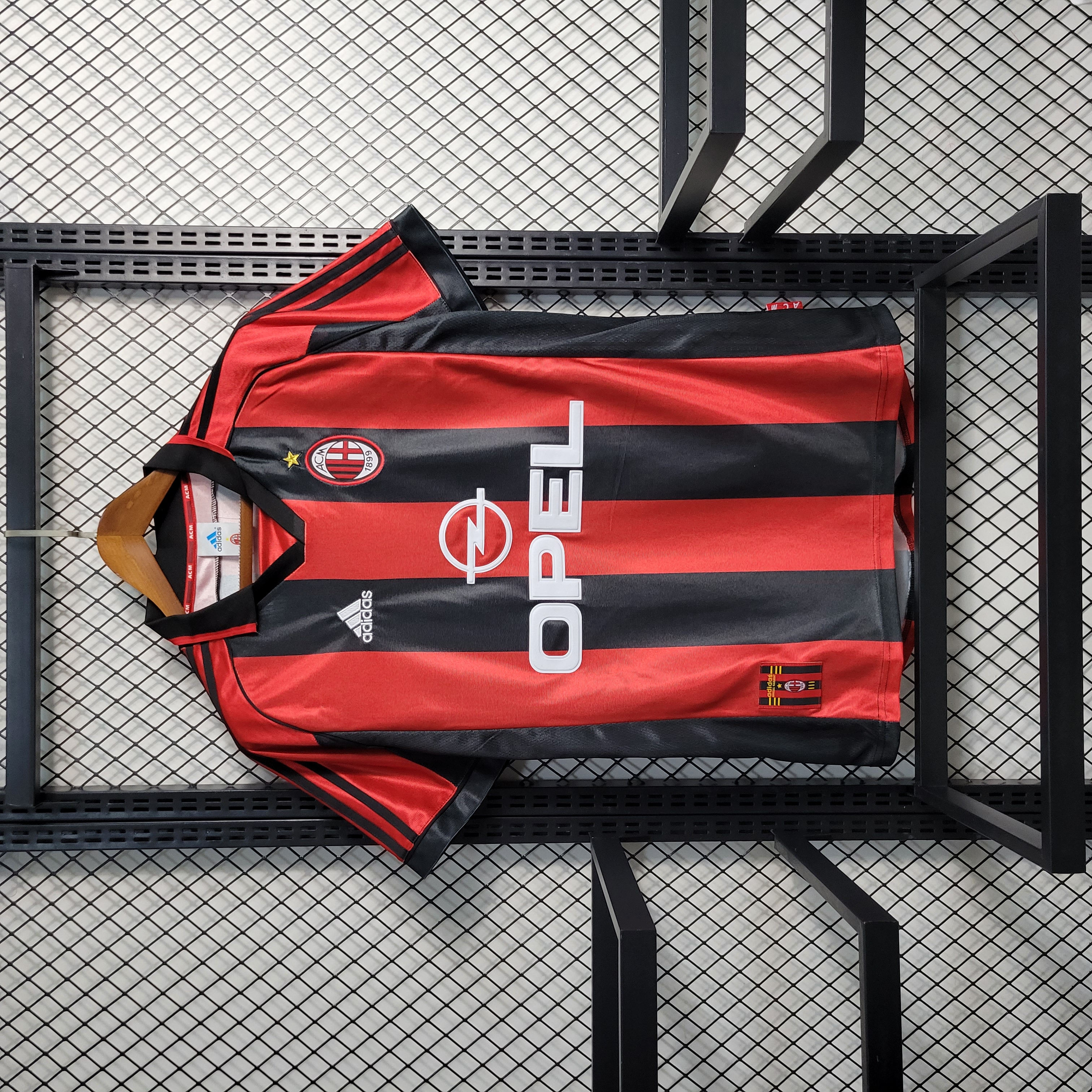 Retro AC Milan 98-99 Home Stadium Jersey - JerseysGala