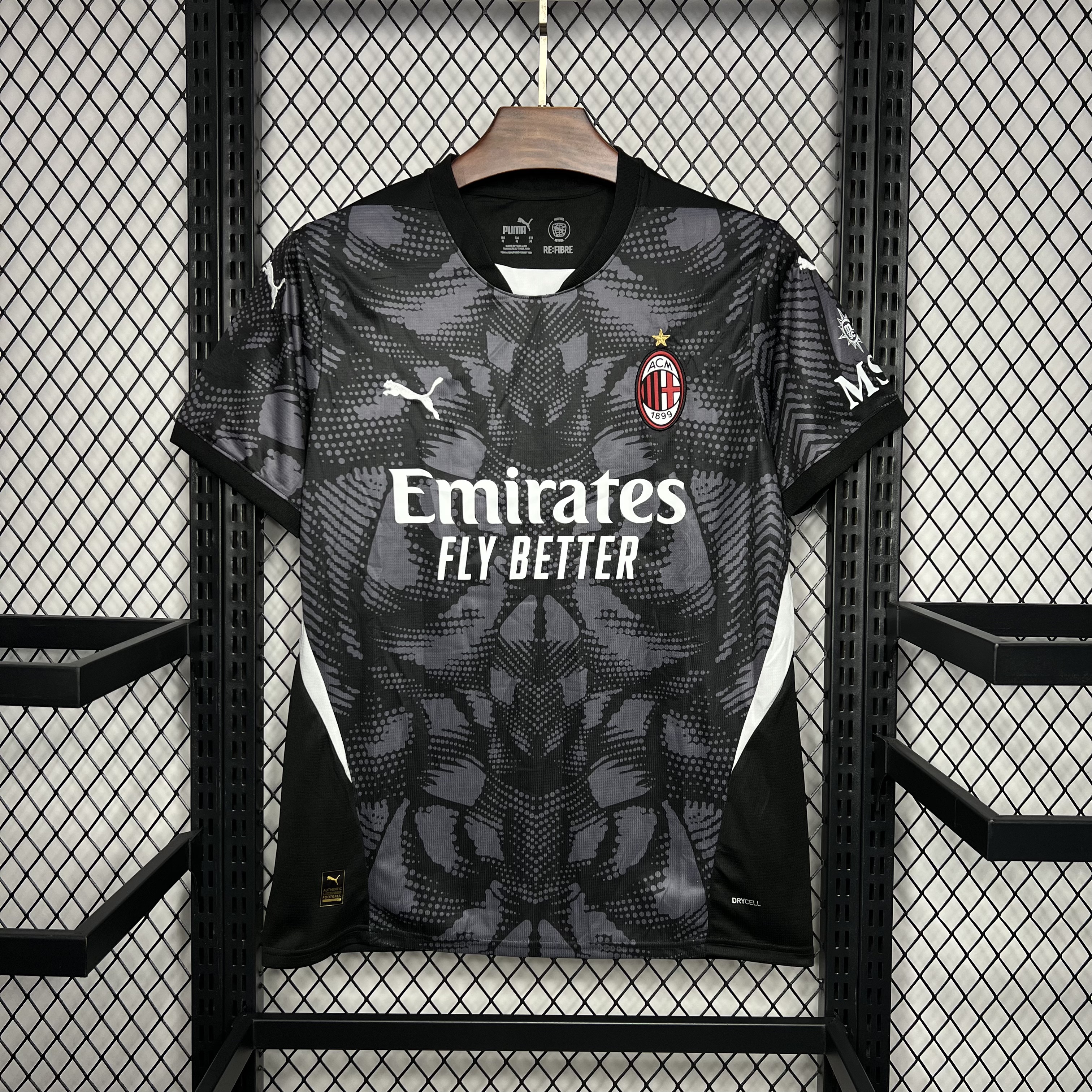 AC Milan 24-25 Black Goalkeeper Jersey - Fans Version - JerseysGala