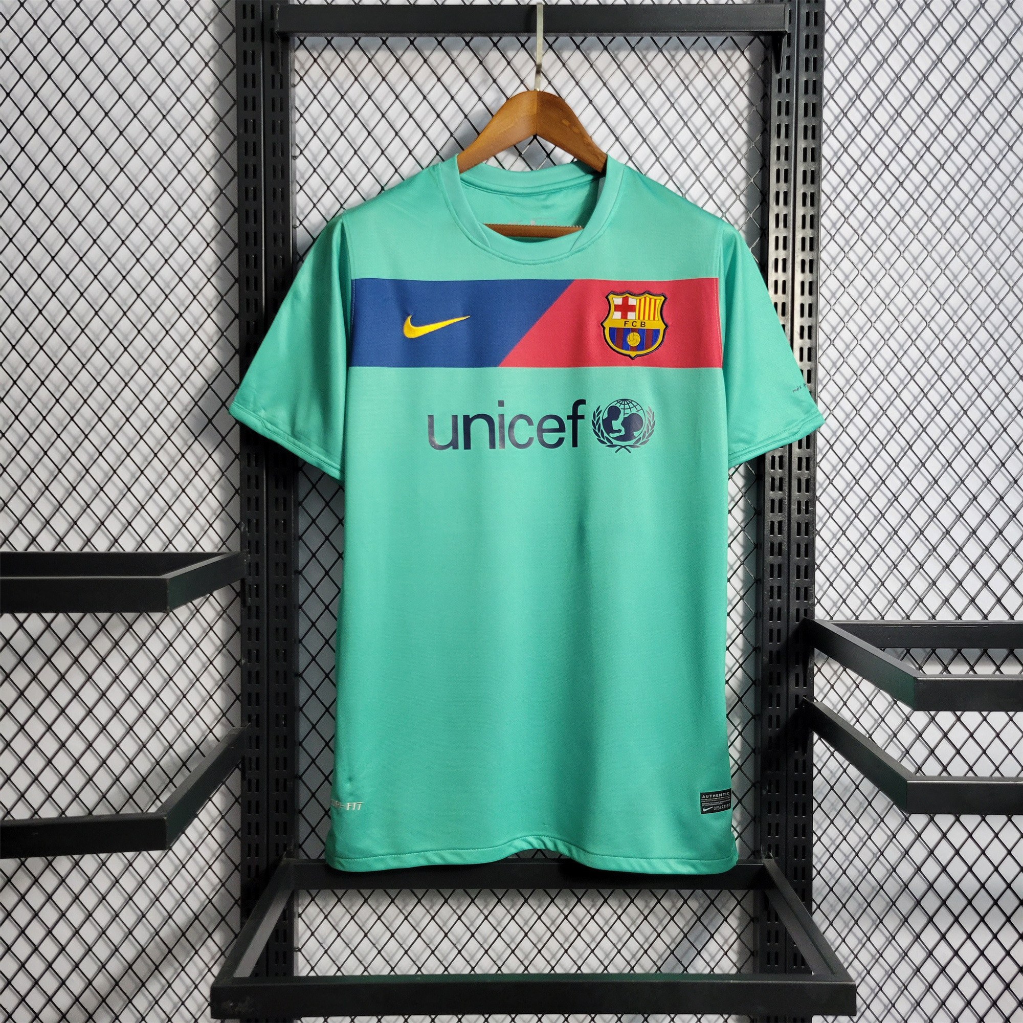 B.A.R.S.A Retro 10-11 Away Stadium Jersey - JerseysGala