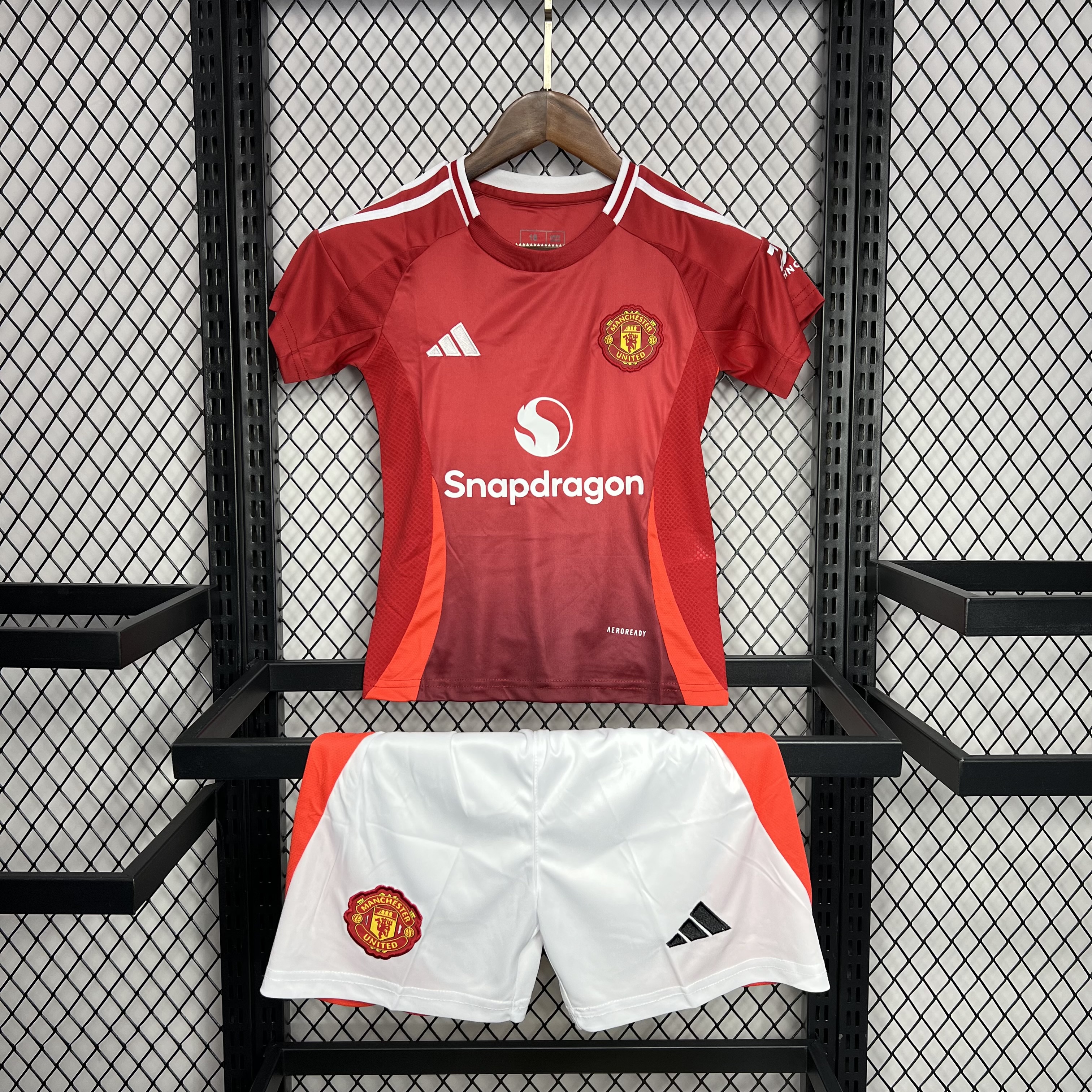 Manchester United 24-25 Home Stadium Kids Kit - JerseysGala