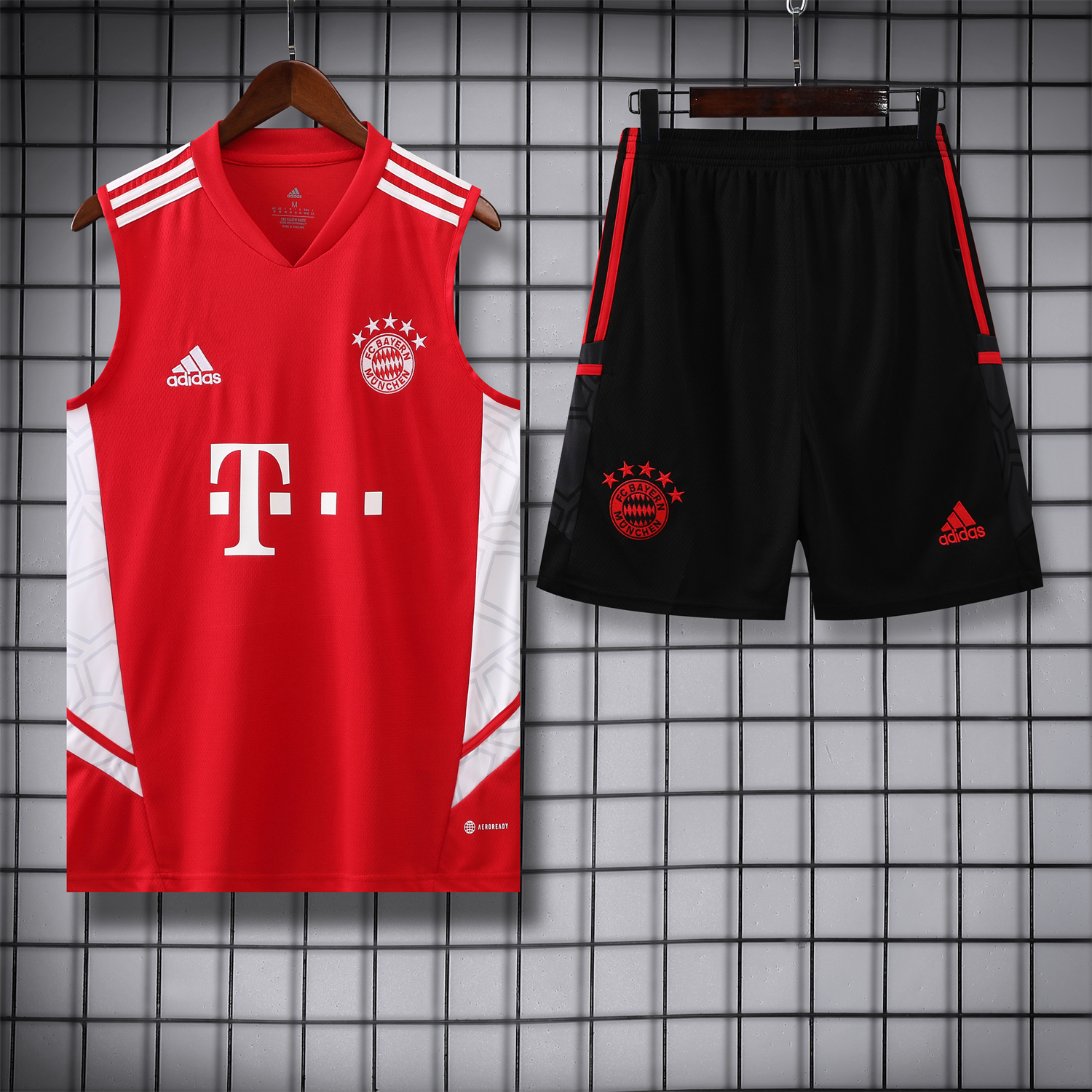 Bayern Munich 23-24 Red Training Vest Suit - JerseysGala