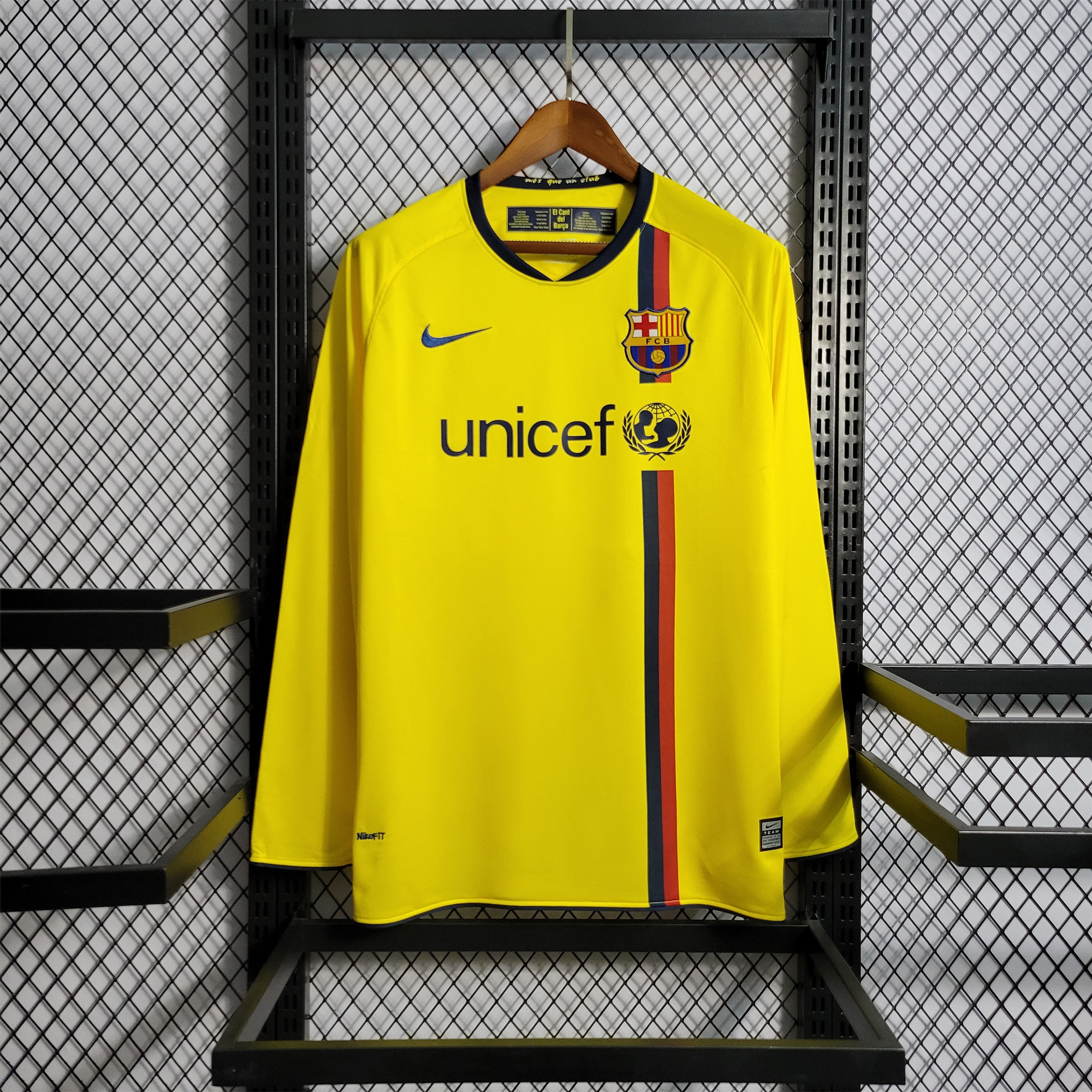 B.A.R.S.A Retro 08-09 Away Stadium Long Sleeve Jersey - JerseysGala