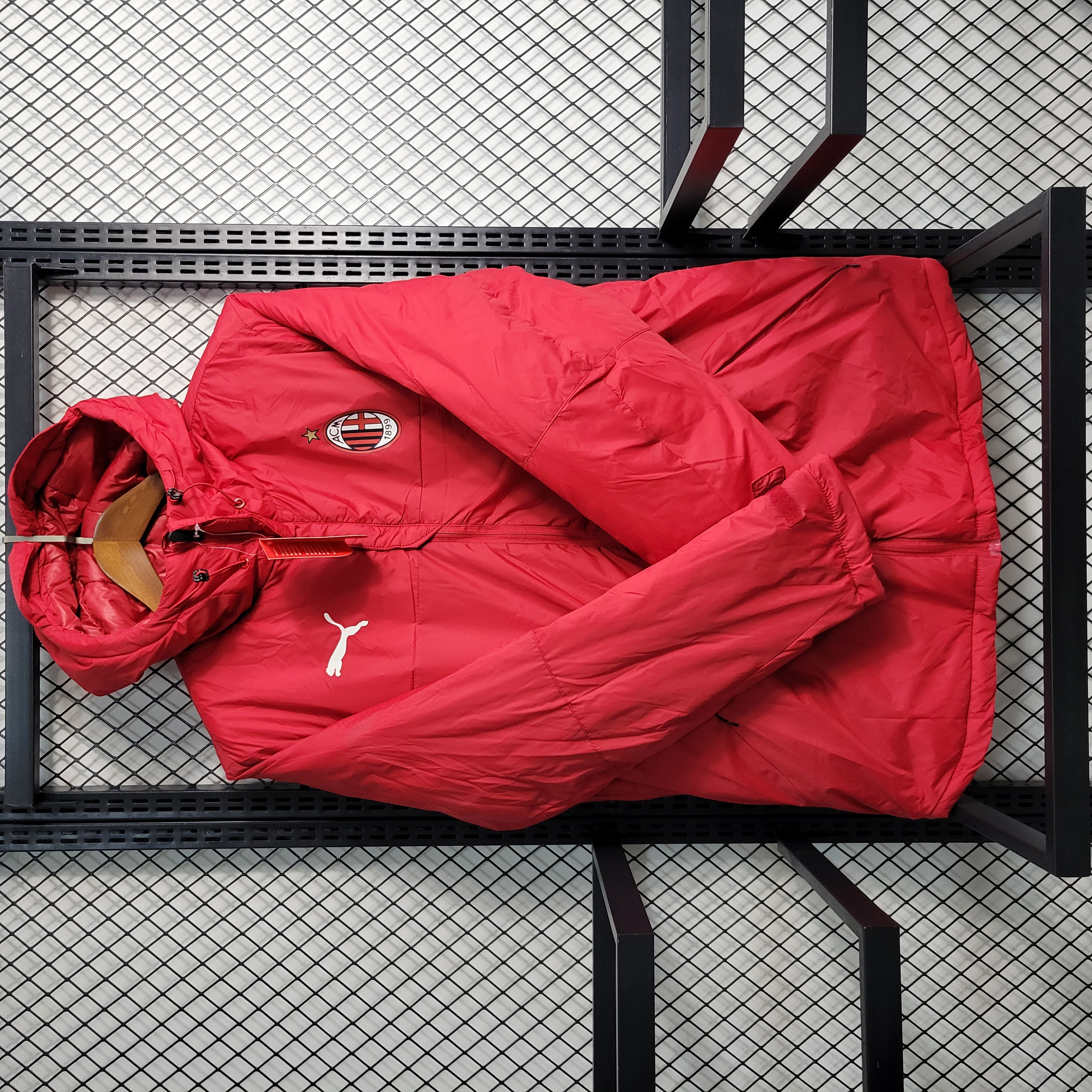 AC Milan 23-24 Men's Hooded Thermal Cotton Jacket - Red - JerseysGala