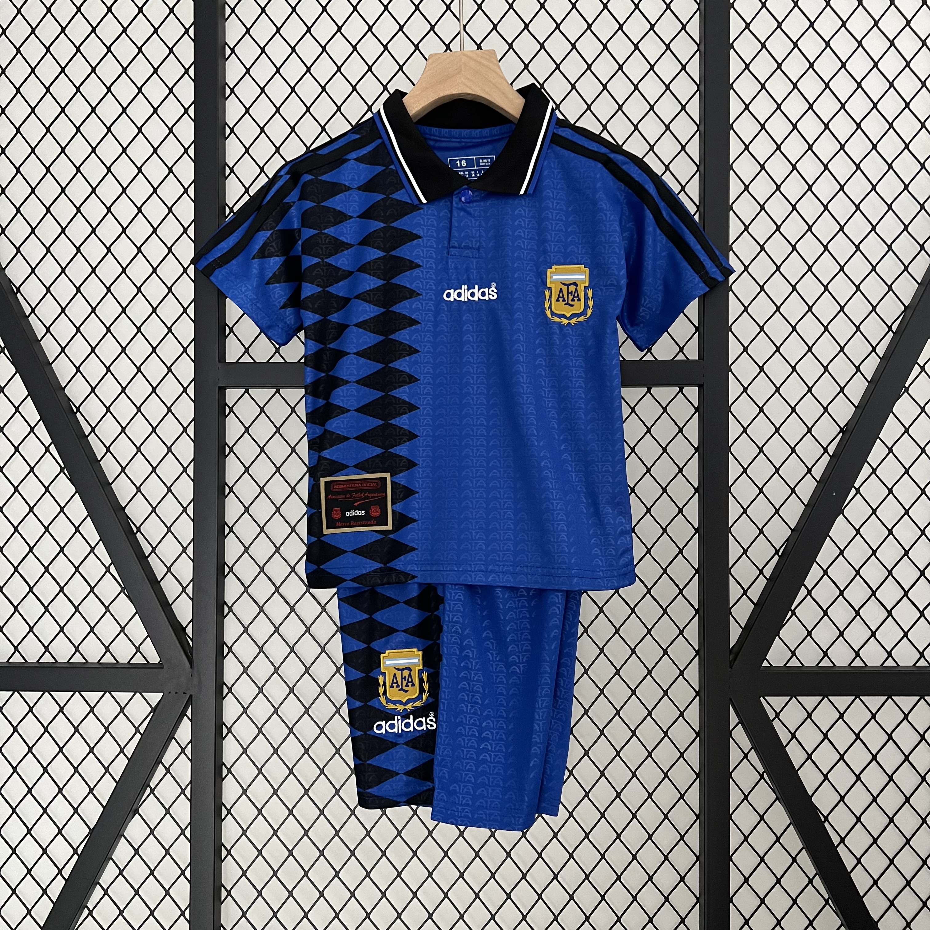 Retro Argentina 1994 Away Stadium Kids Kit - JerseysGala