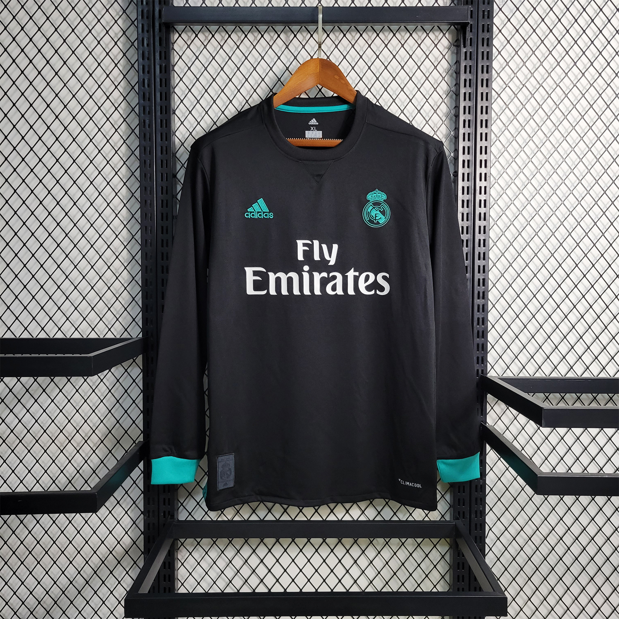 Retro Real Madrid 17-18 Away Stadium Long Sleeve Jersey - JerseysGala
