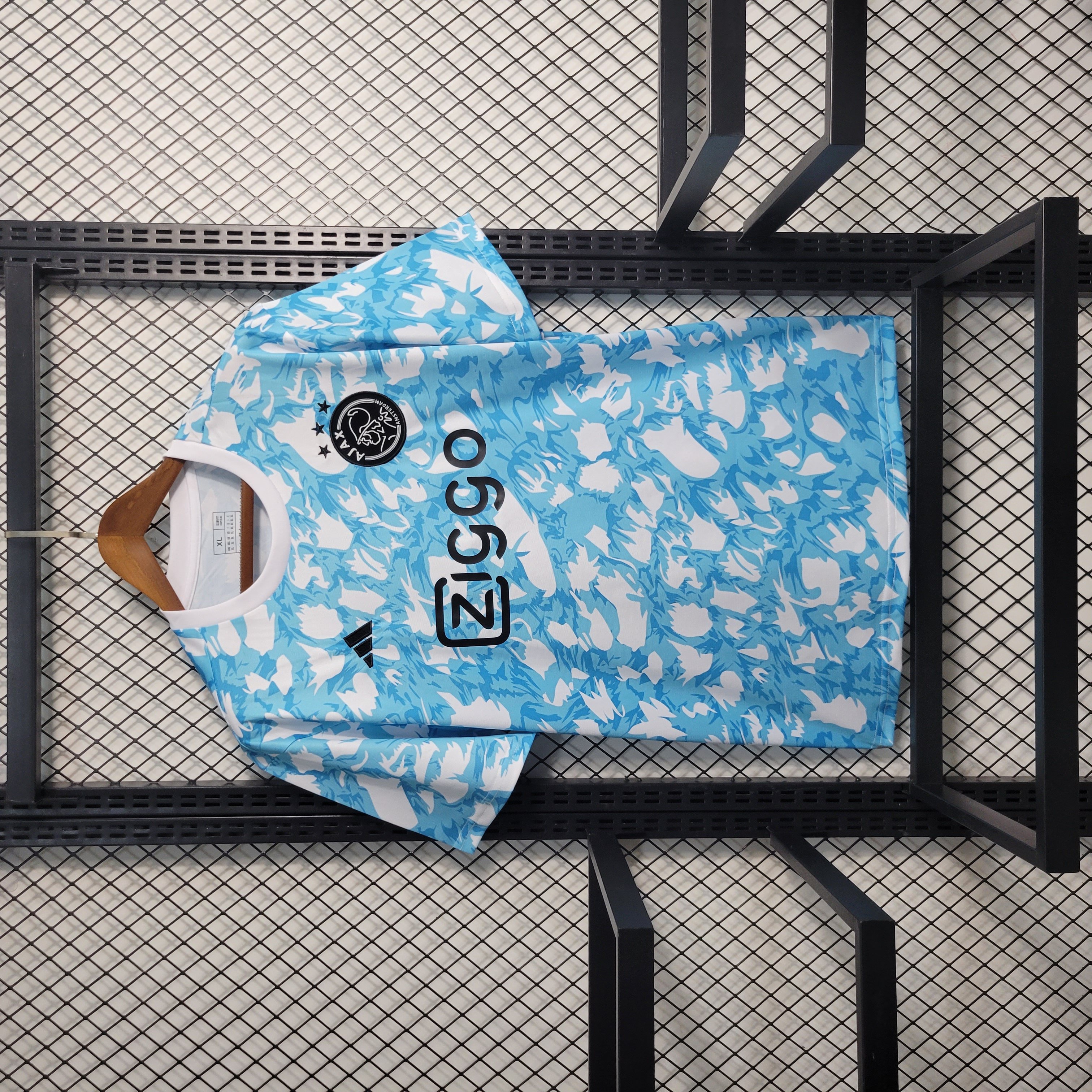 Ajax 23-24 Training Jersey - Fans Version - JerseysGala