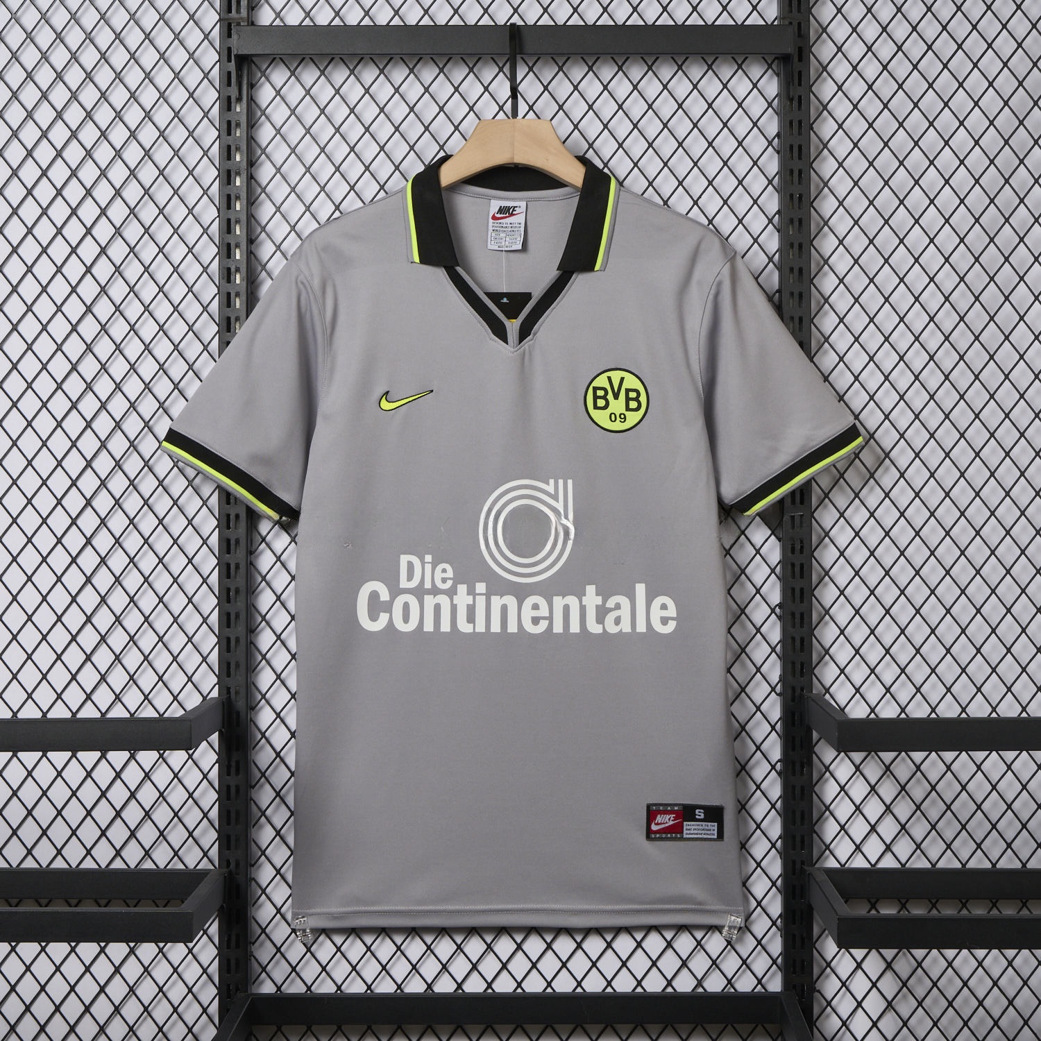 Retro Dortmund 1997-98 Away Jersey - JerseysGala