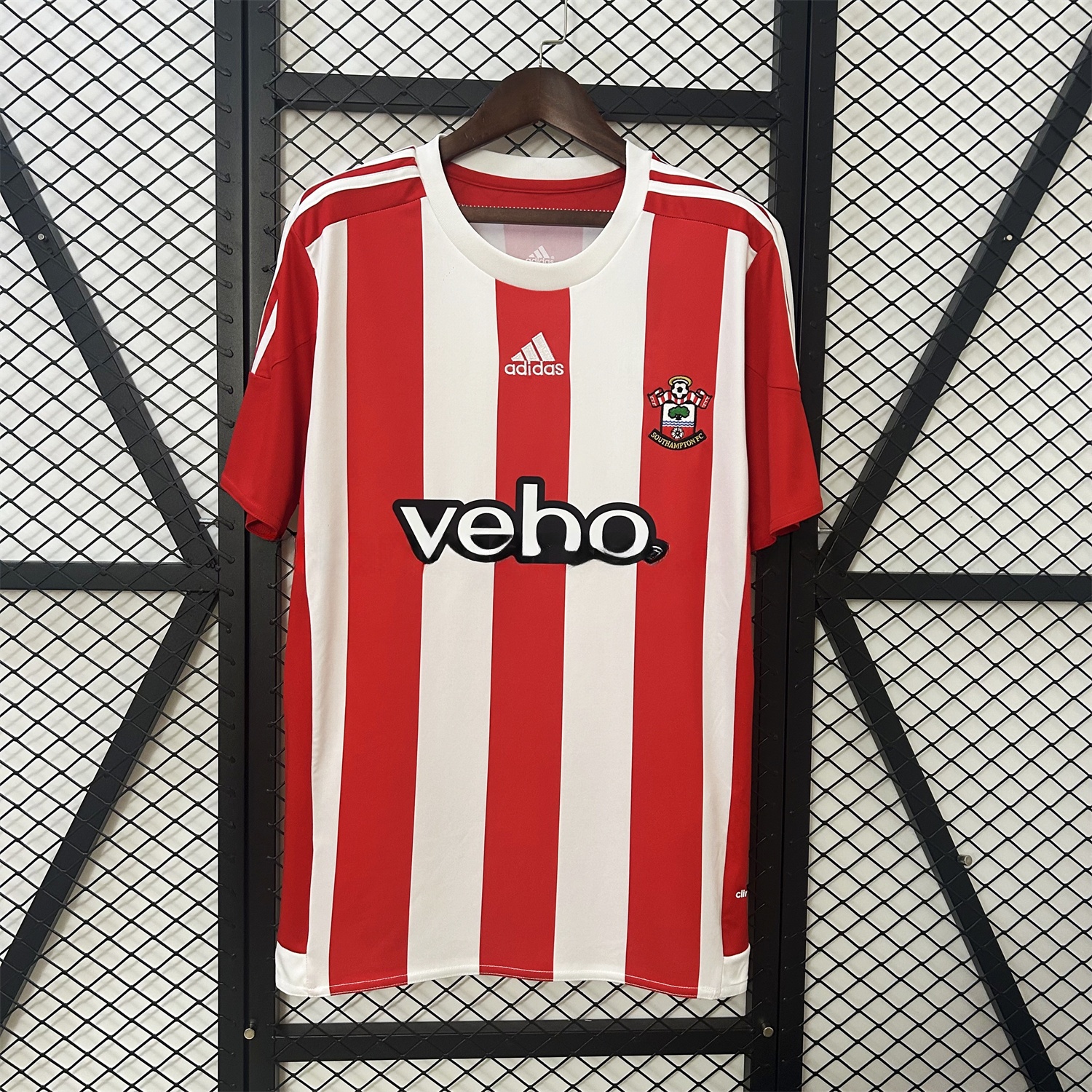 Retro Southampton 2015-16 Home Jersey - JerseysGala